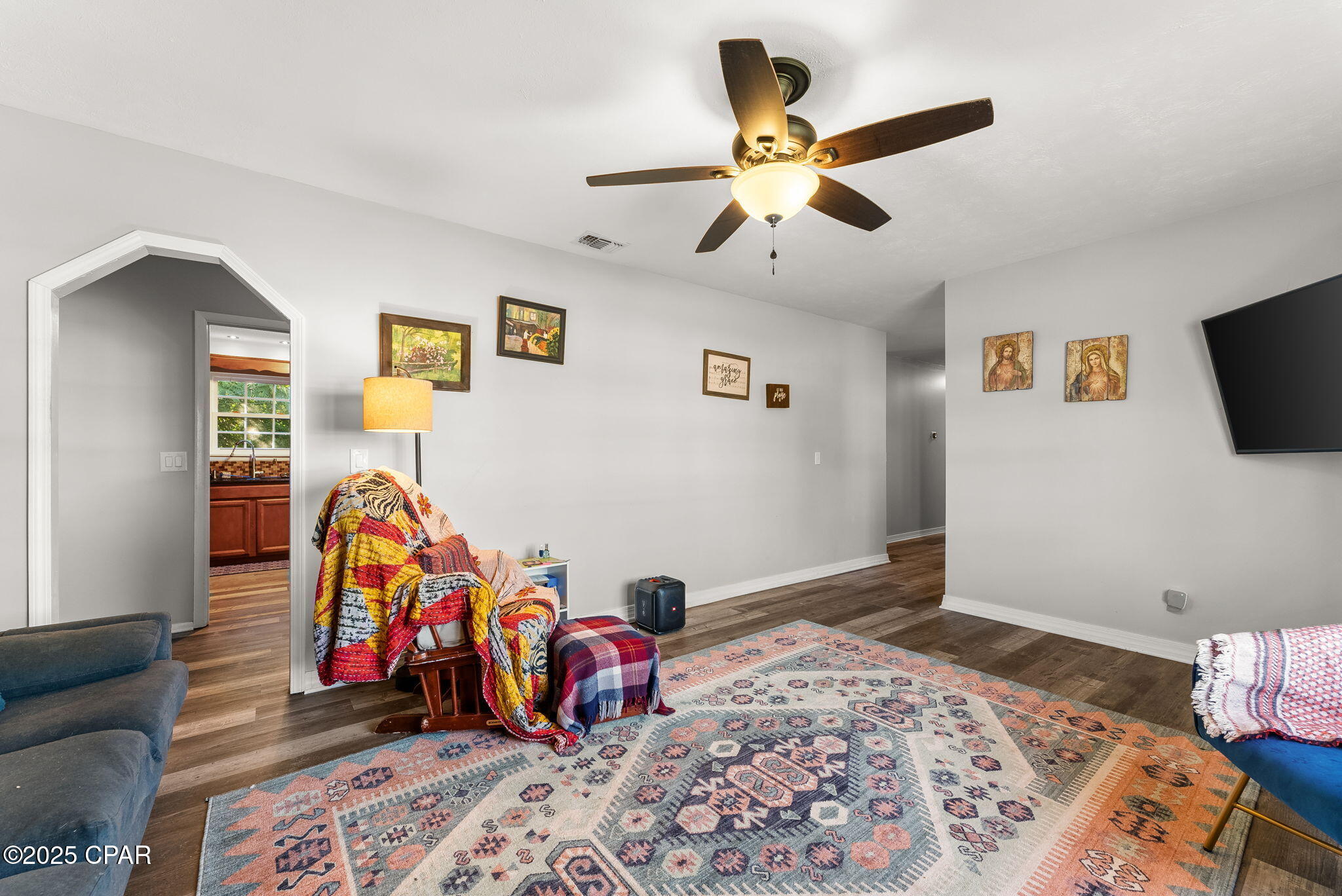 Image 7 For 1236 Amherst Road