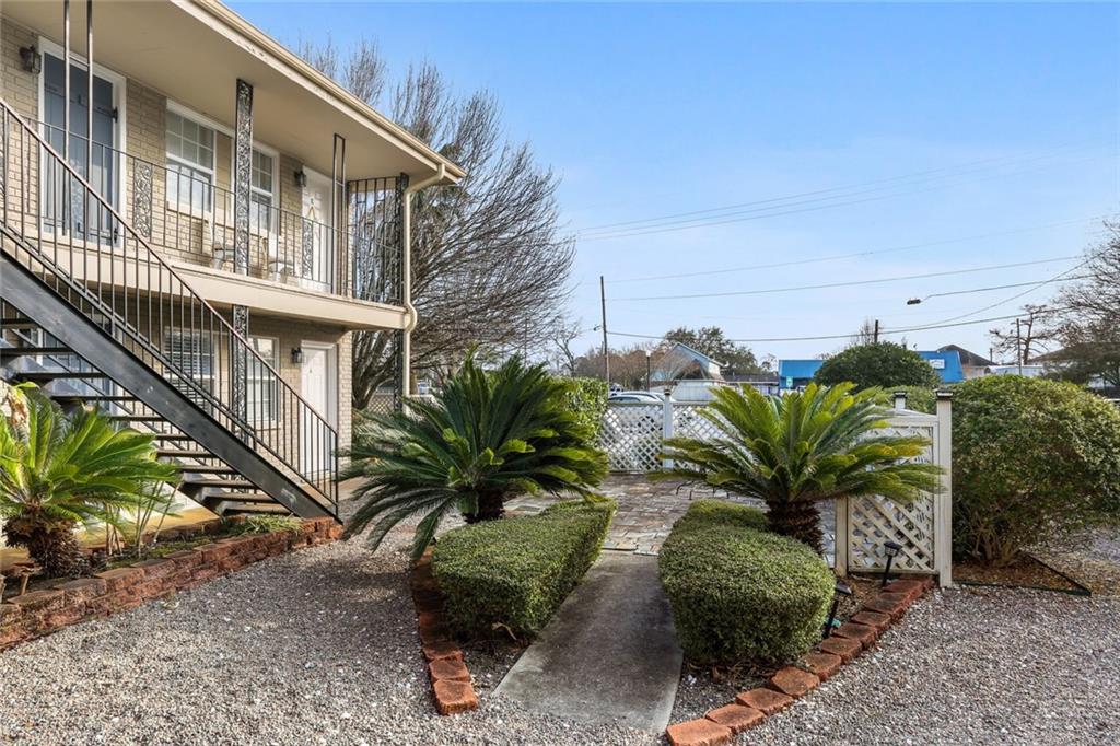 listing main picture