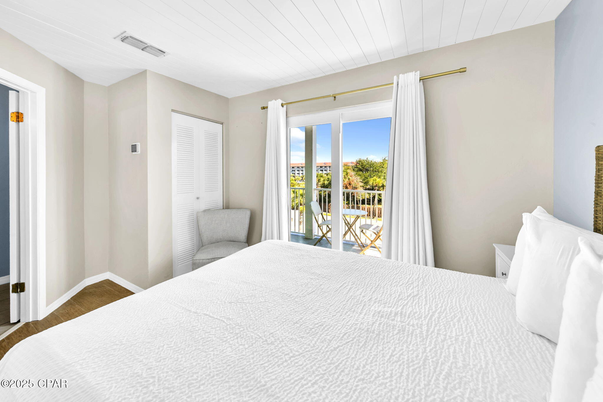 Image 15 For 17214 Front Beach  10