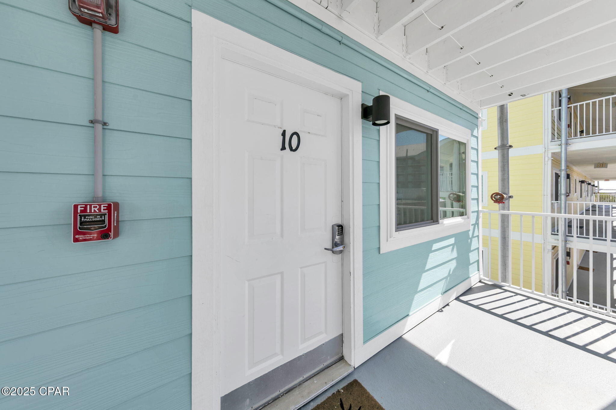 Image 5 For 17214 Front Beach  10