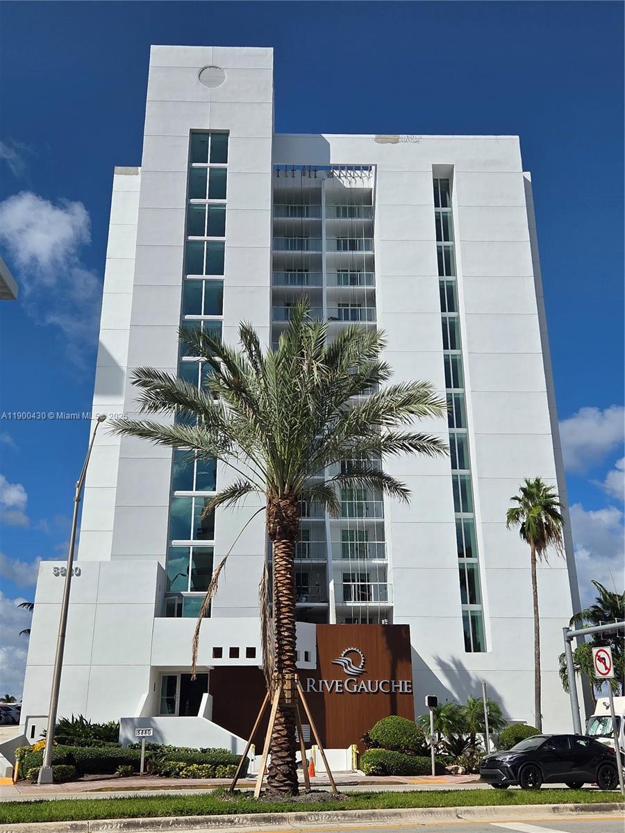 La Rive Gauche Condo