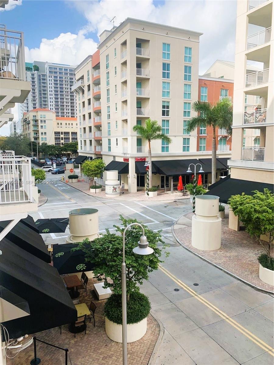 Downtown Dadeland Condo 3