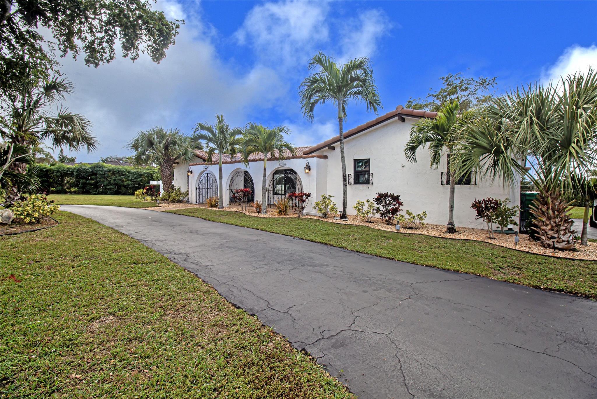 Homes for sale in Coral Springs, FL | 11035 Nw 26th Dr, Coral Springs, FL 33065 | MLS# F10532924