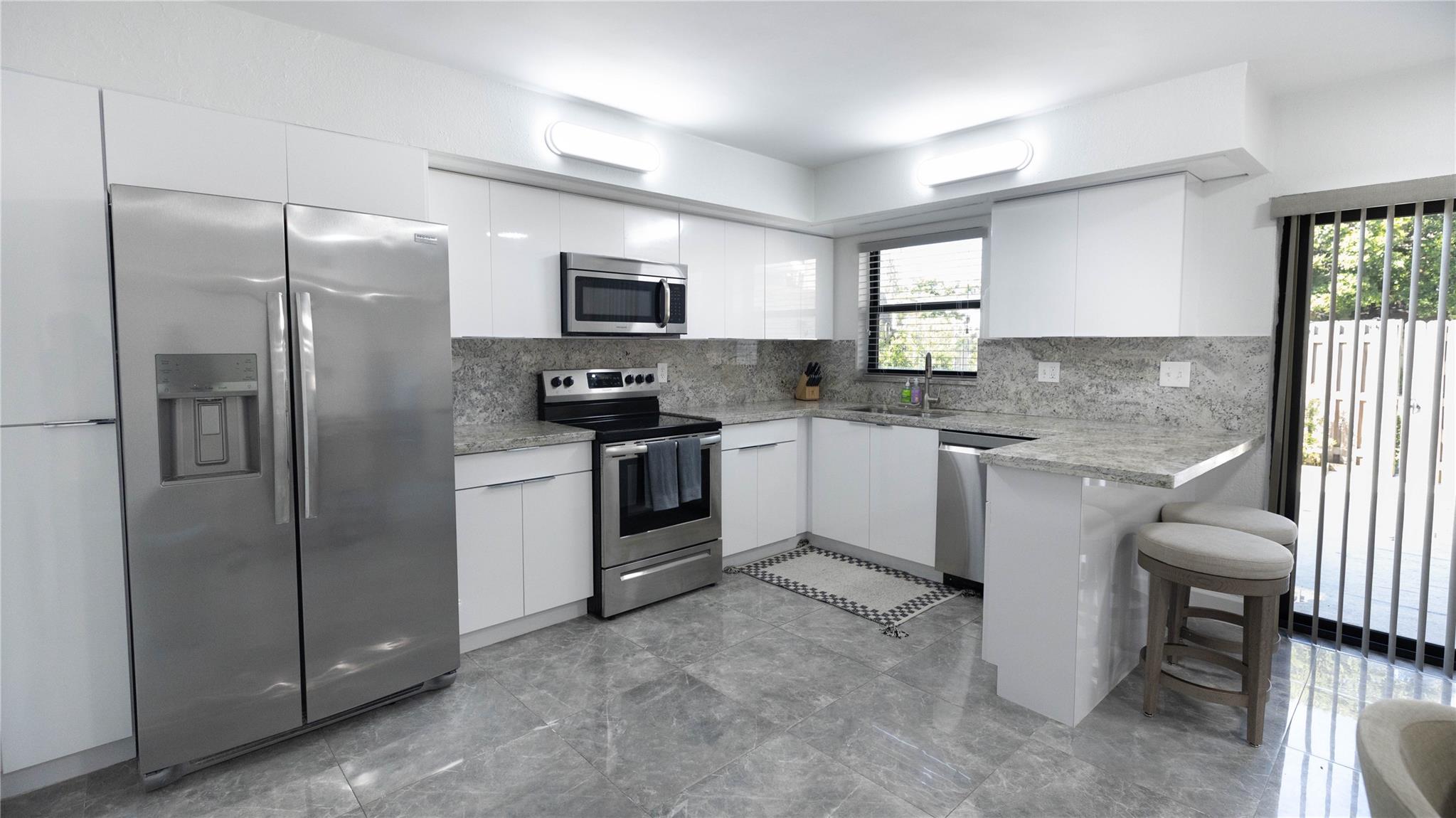 Homes for sale in North Lauderdale, FL | 8204 Sw 23Rd St #D, North Lauderdale, FL 33068 | MLS# F10532932