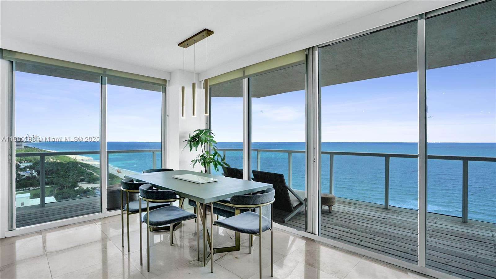 Condo for Sale in Miami Beach, FL