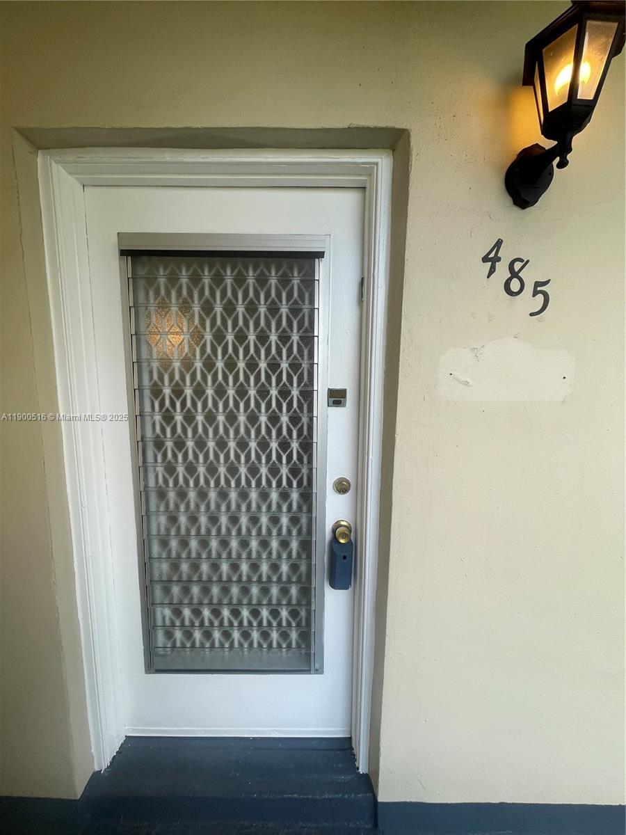 Kings Point Flanders Cond