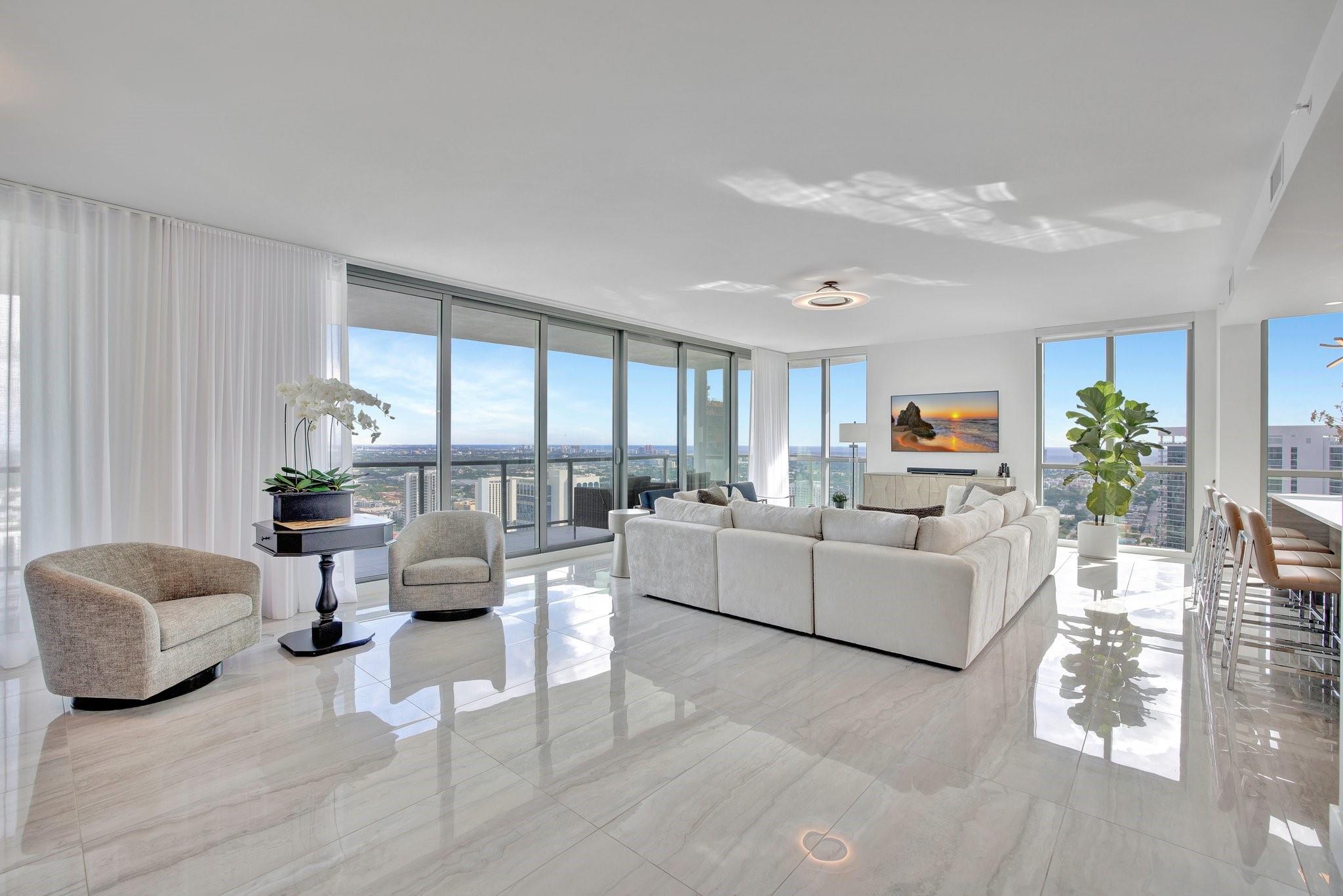 Condo for Sale in Fort Lauderdale, FL