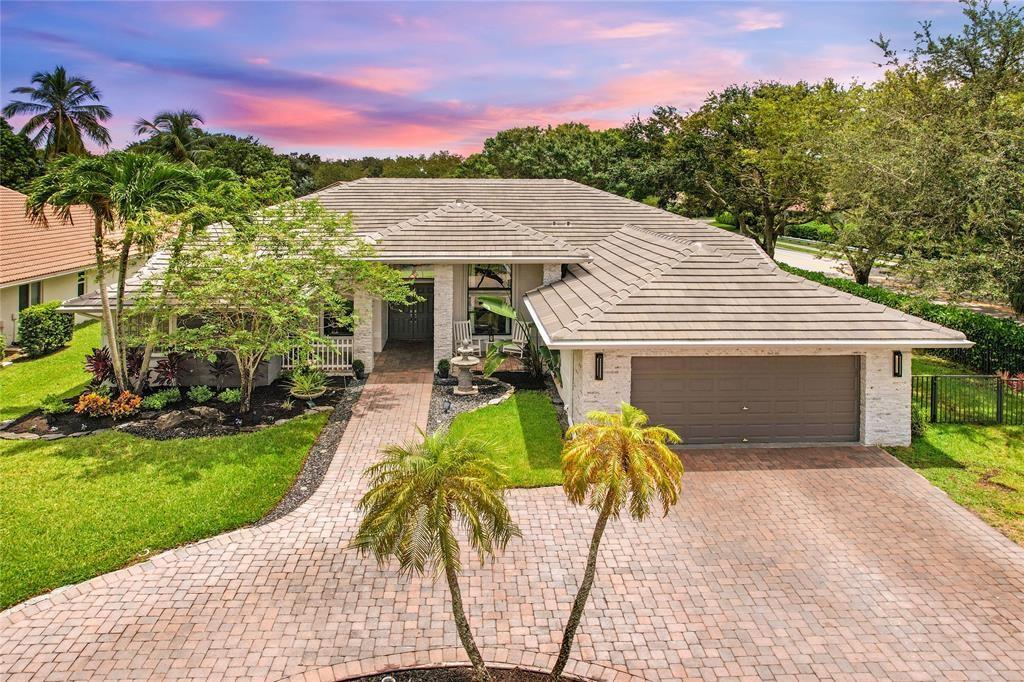 4911 96th Dr Coral Springs FL 33076 | F10532797