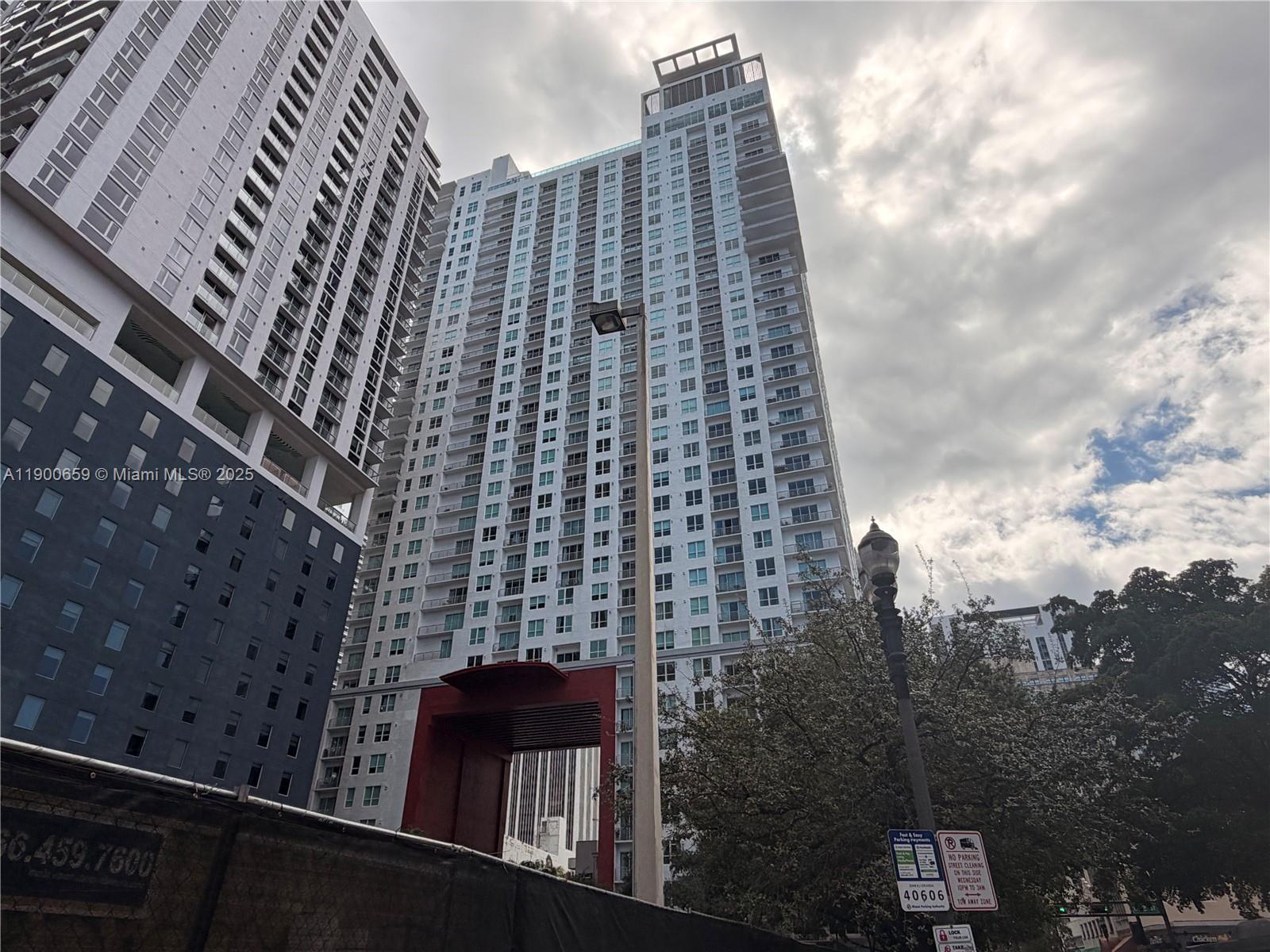 The Loft Downtown II Cond