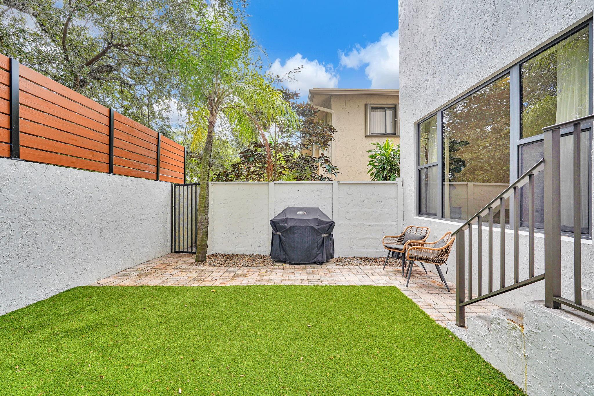 Homes for sale in Oakland Park, FL | 3000 Ne 8Th Ter #B-5, Oakland Park, FL 33334 | MLS# F10531654