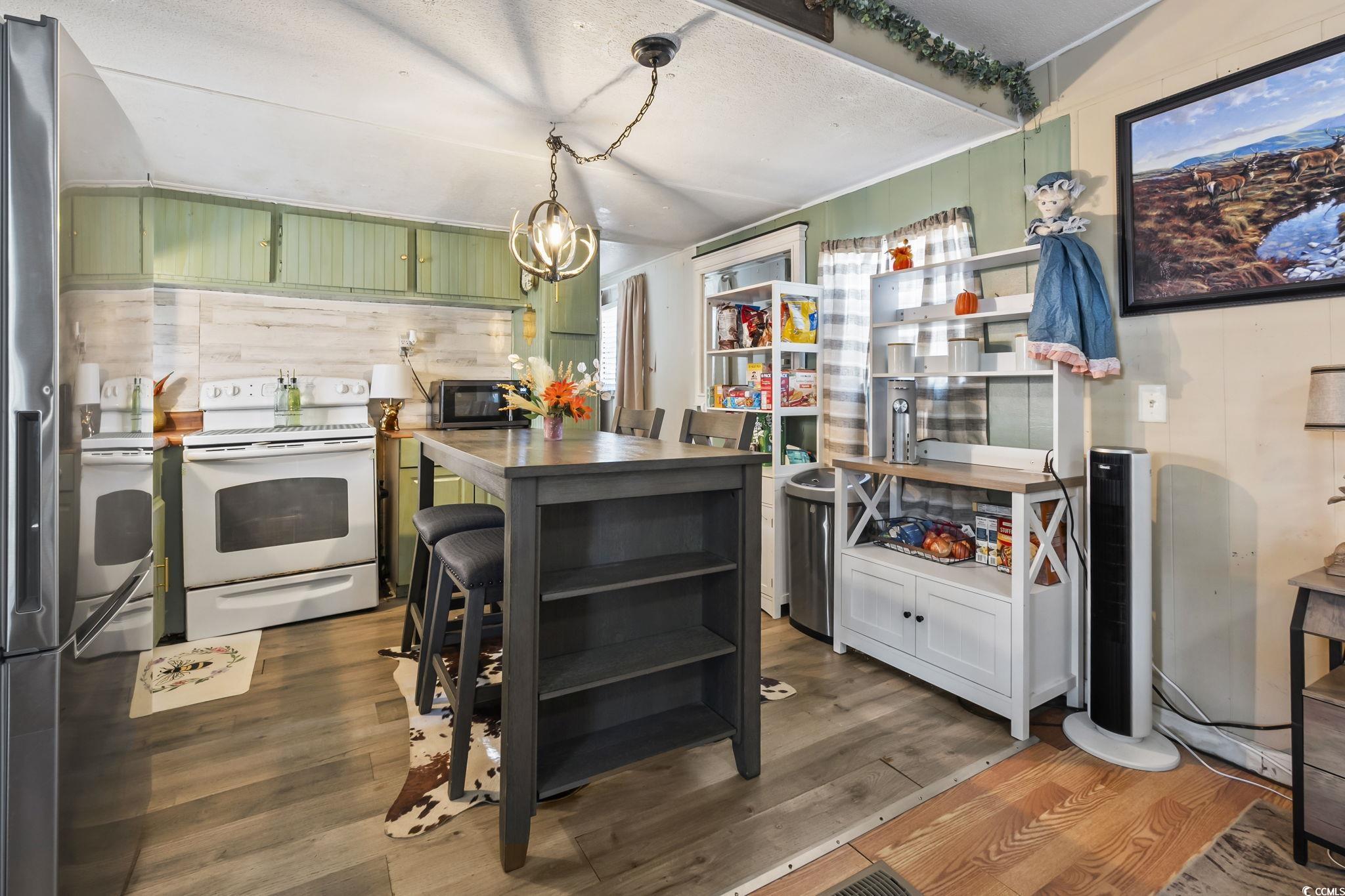 12 Bluewater Ln. Murrells Inlet, SC 29576