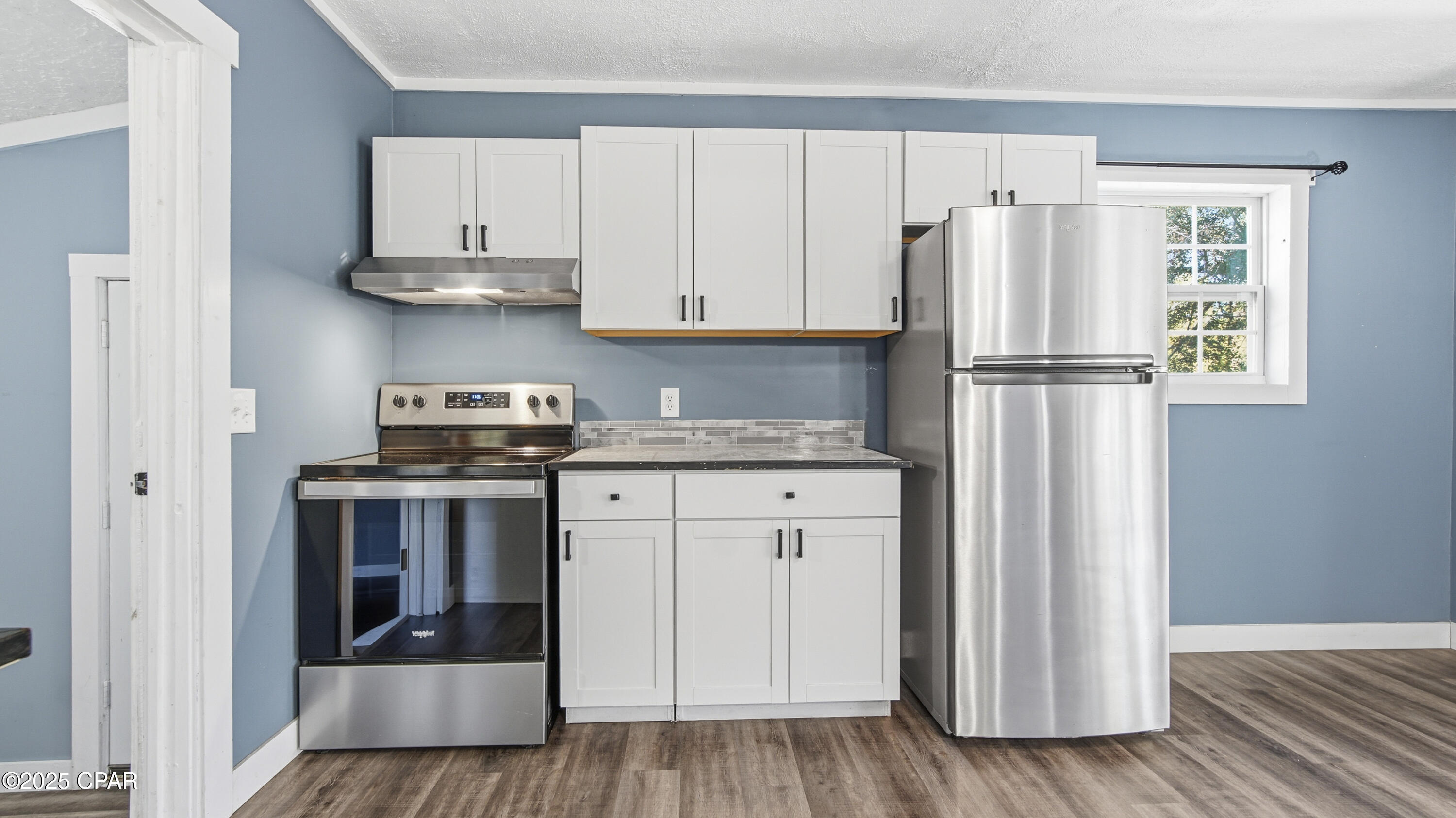 Image 13 For 905 Joshua Drive