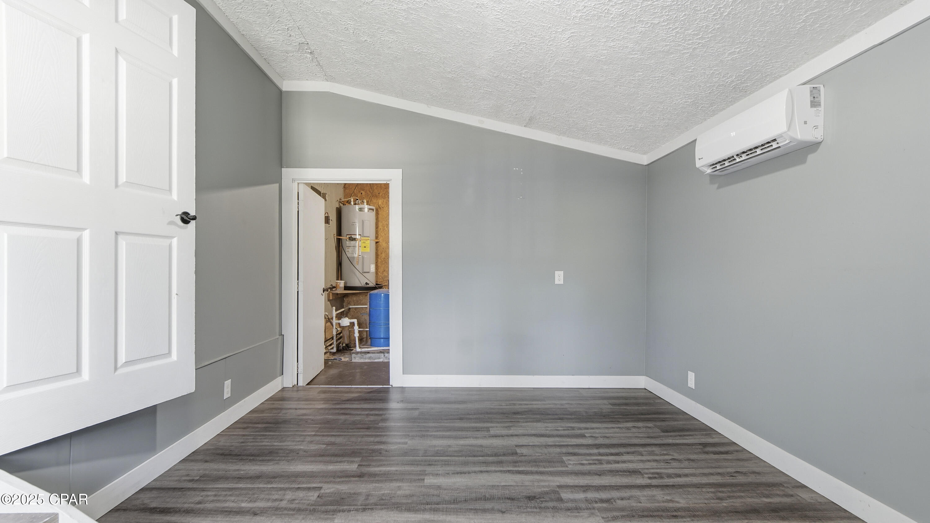 Image 17 For 905 Joshua Drive