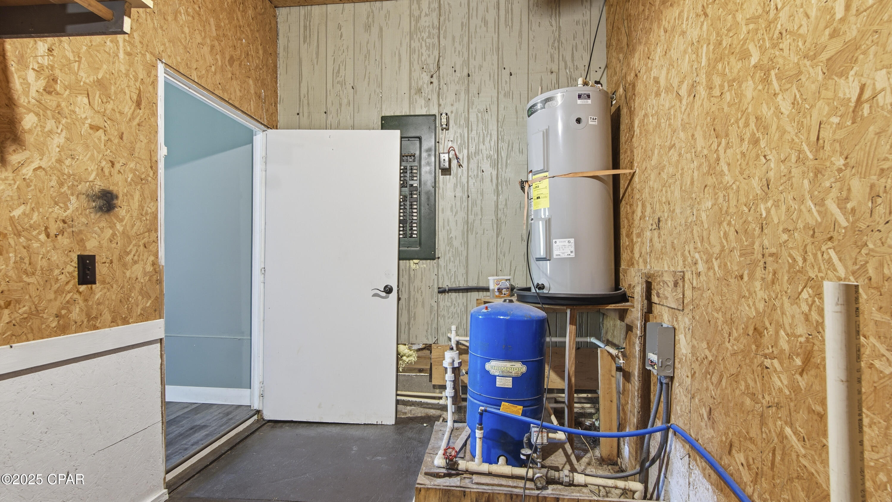 Image 30 For 905 Joshua Drive