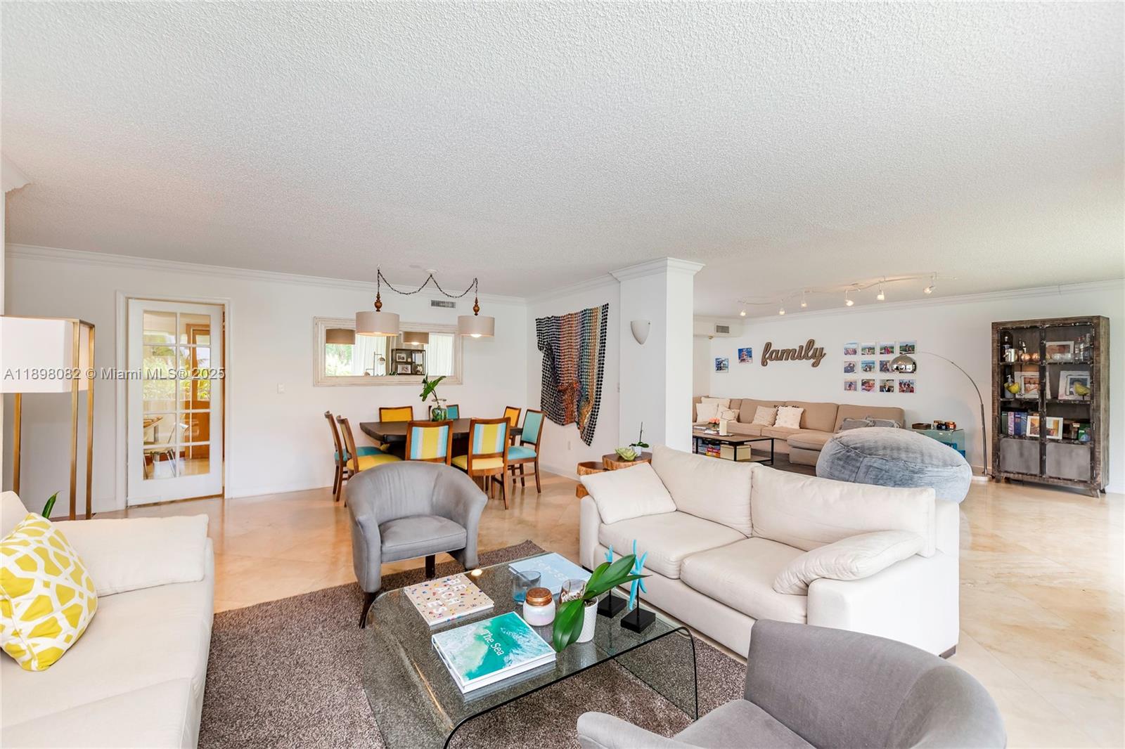 Commodore Club South Cond