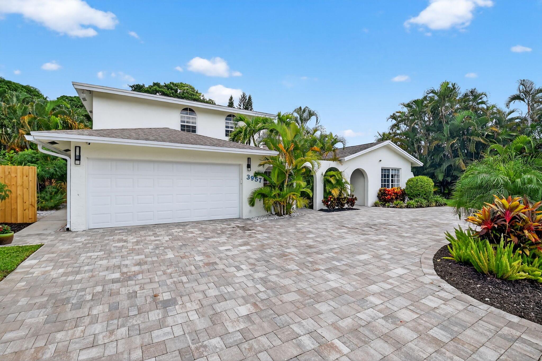 Homes for sale in Delray Beach, FL | 3957 Nw 7th Court, Delray Beach, FL 33445 | MLS# R11134418