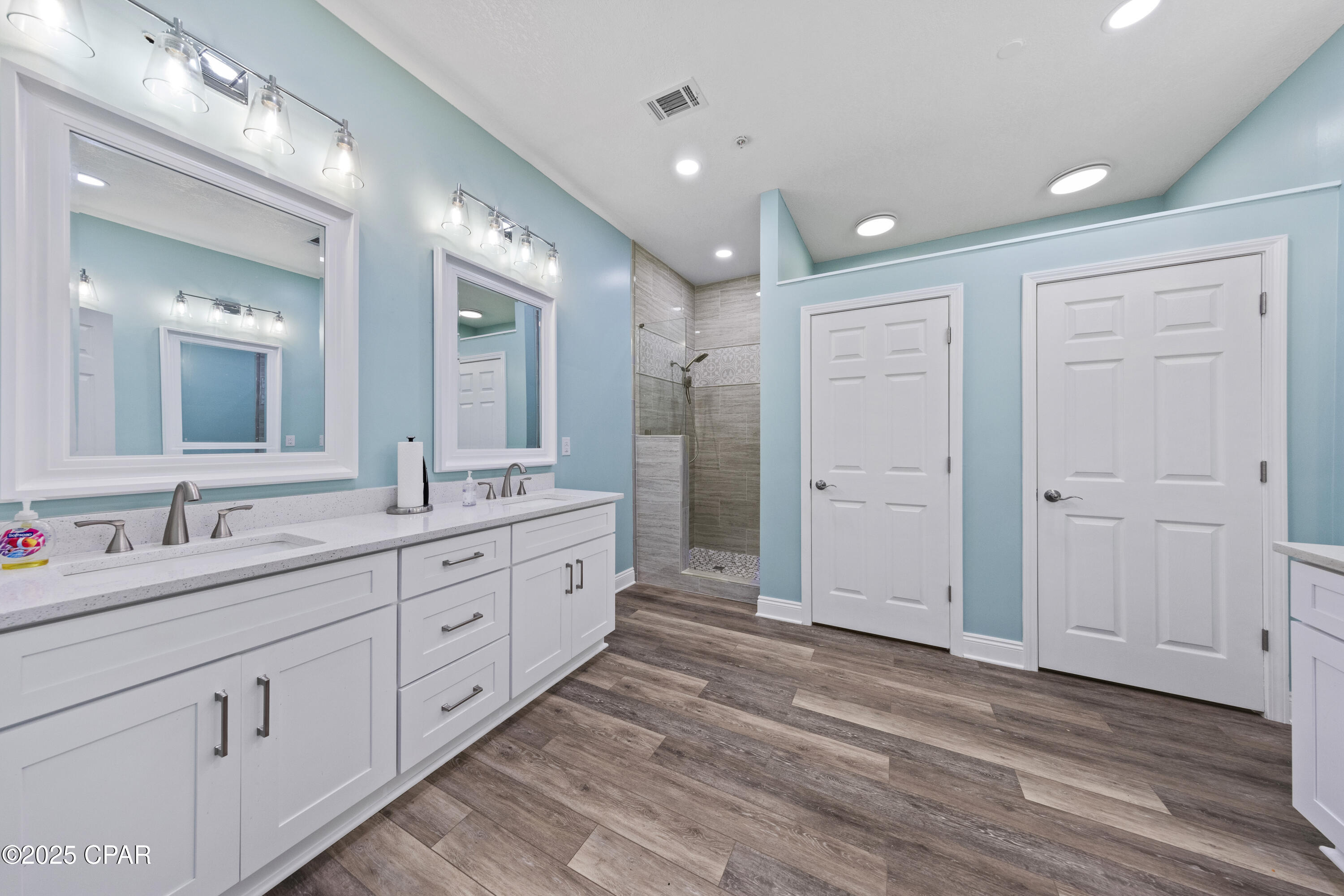 Image 13 For 5420 Hickory Street