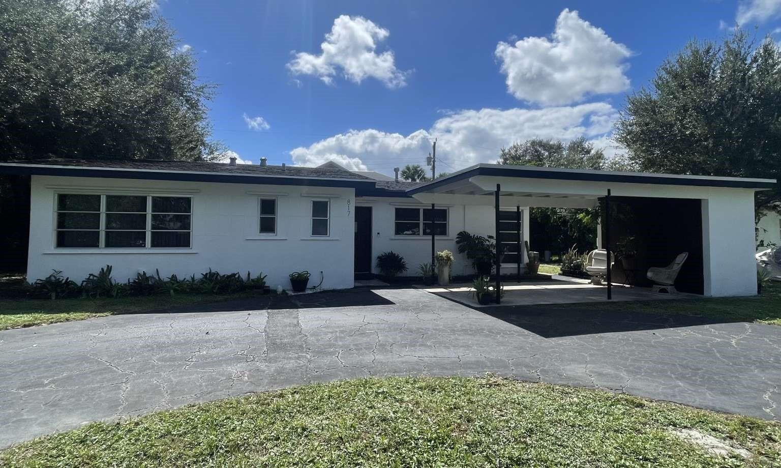 North Palm Beach Village