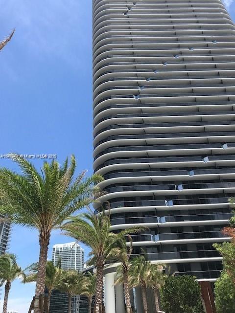 Condo for Rent in Miami, FL