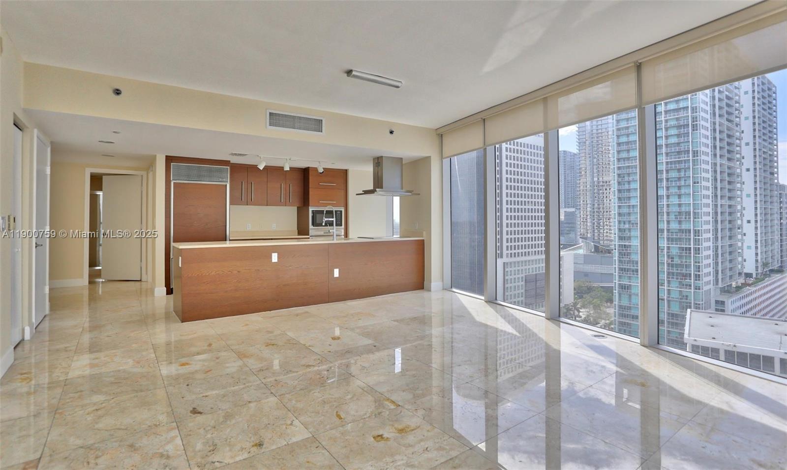 Condo for Rent in Miami, FL
