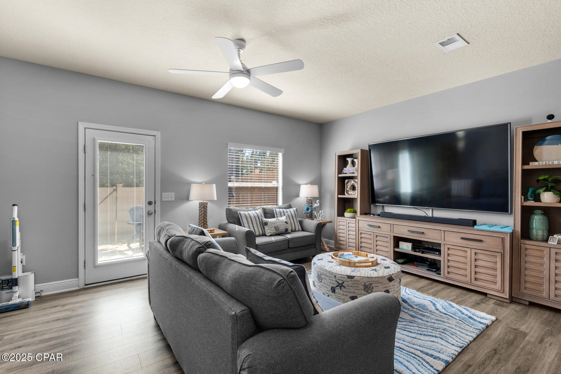 Image 10 For 8853 Brown Pelican Cir Circle