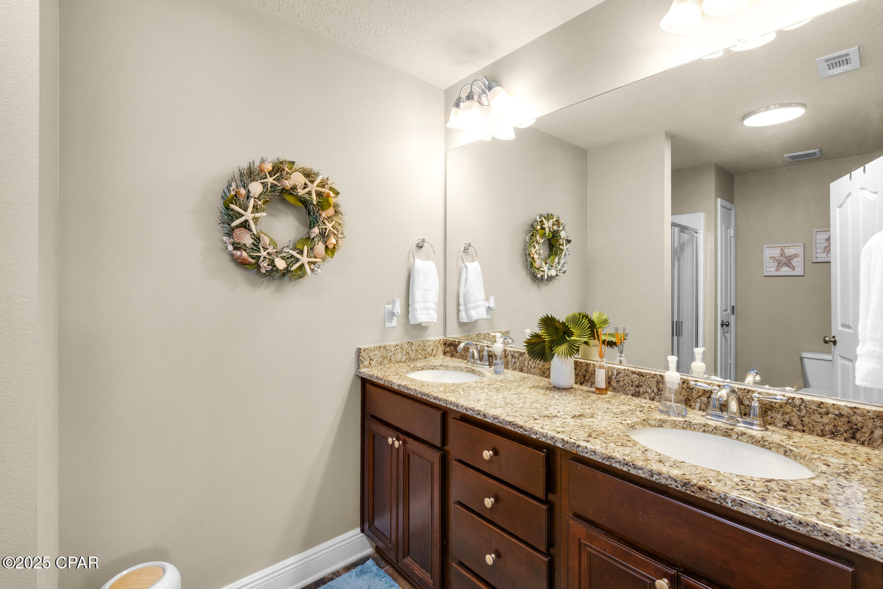 Image 19 For 8853 Brown Pelican Cir Circle