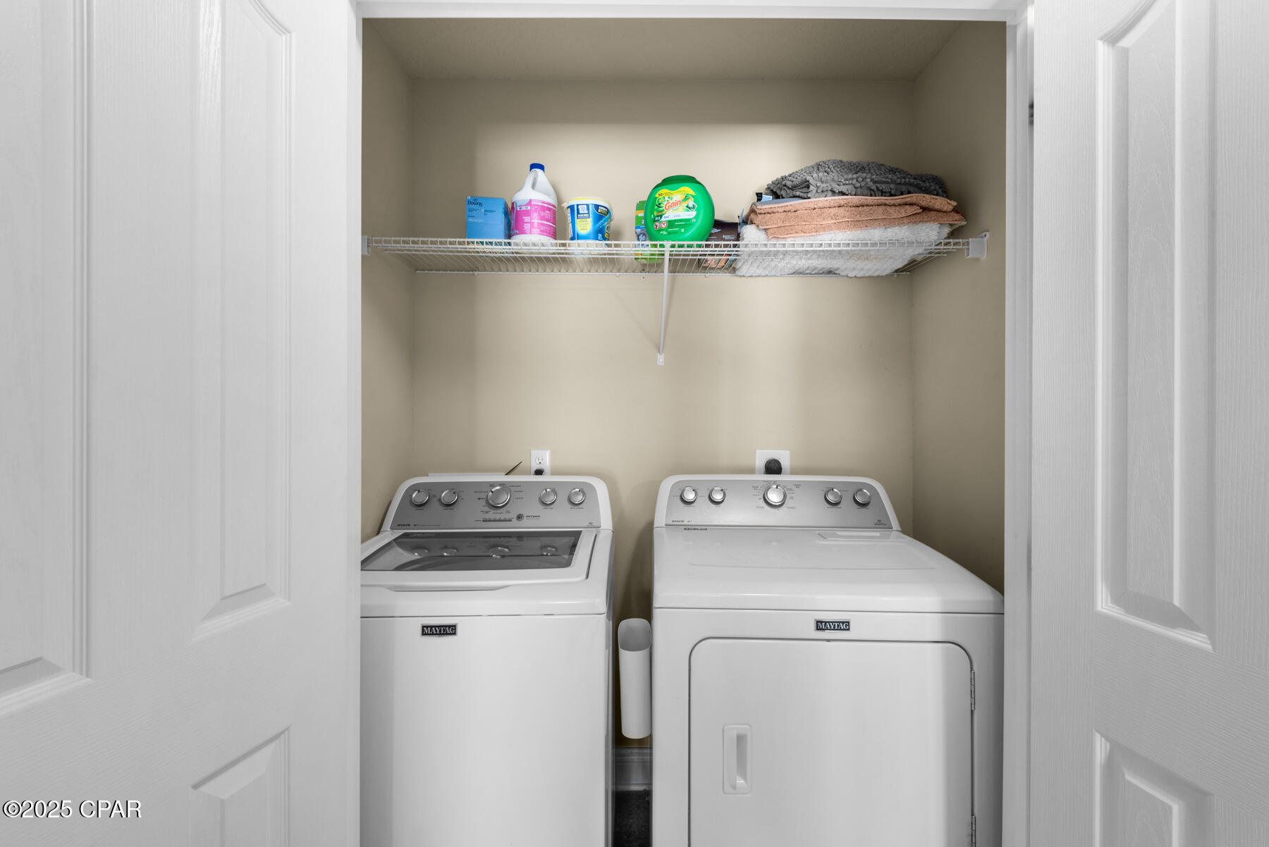 Image 26 For 8853 Brown Pelican Cir Circle