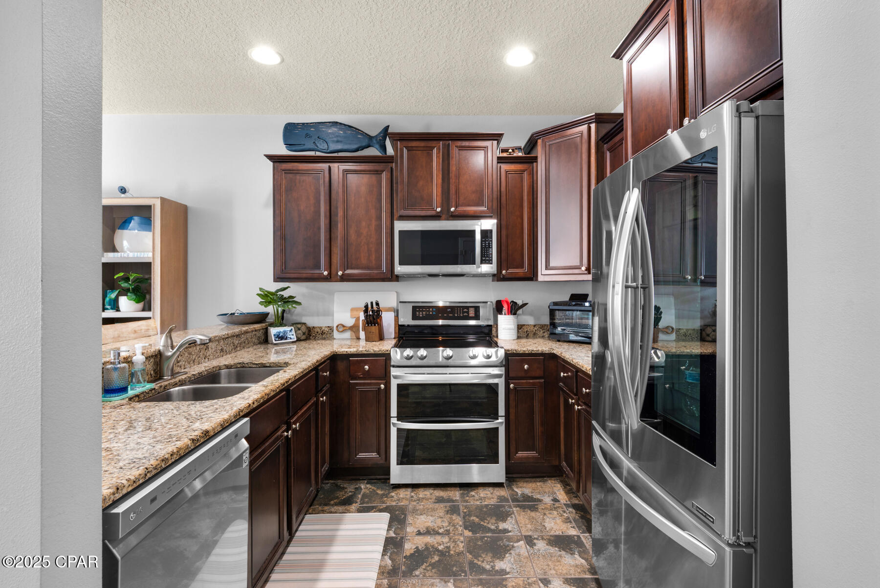 Image 6 For 8853 Brown Pelican Cir Circle