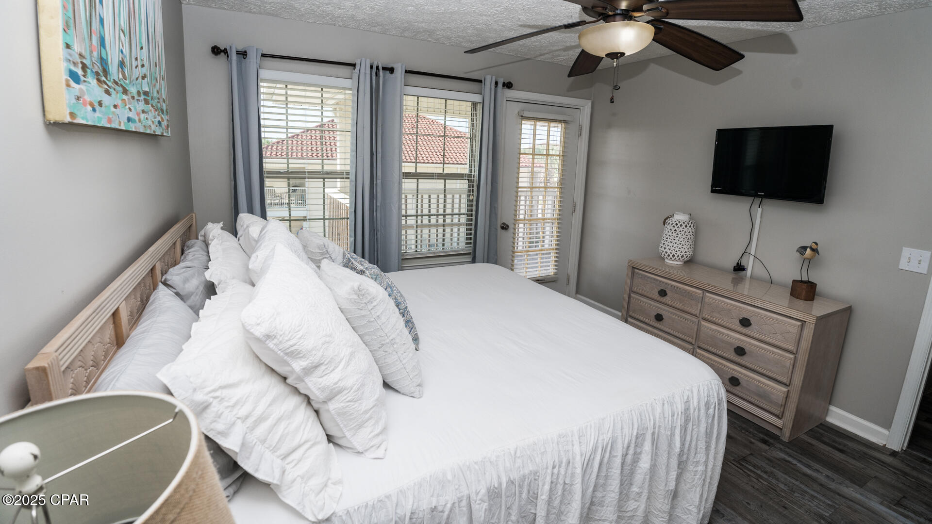 Image 17 For 17462 Front Beach  56201