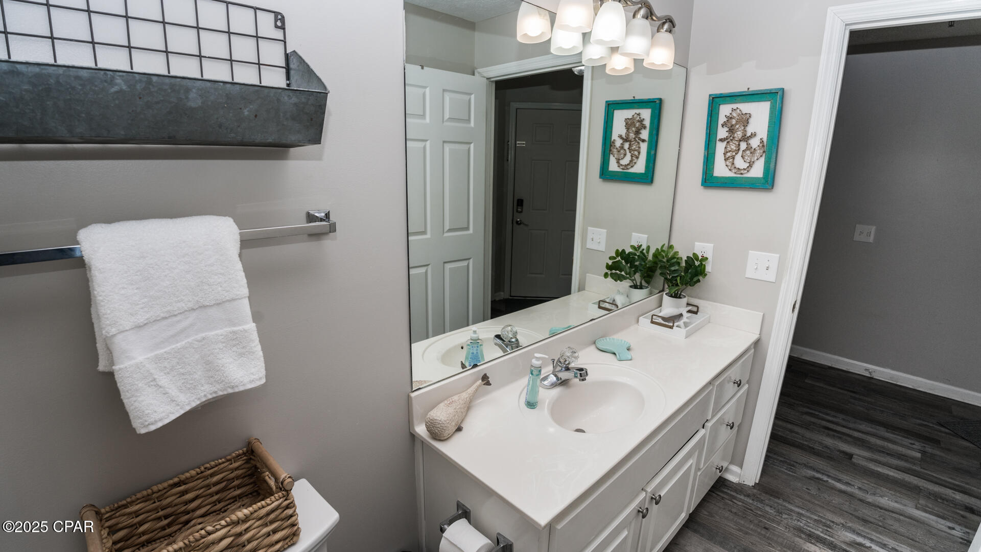 Image 26 For 17462 Front Beach  56201