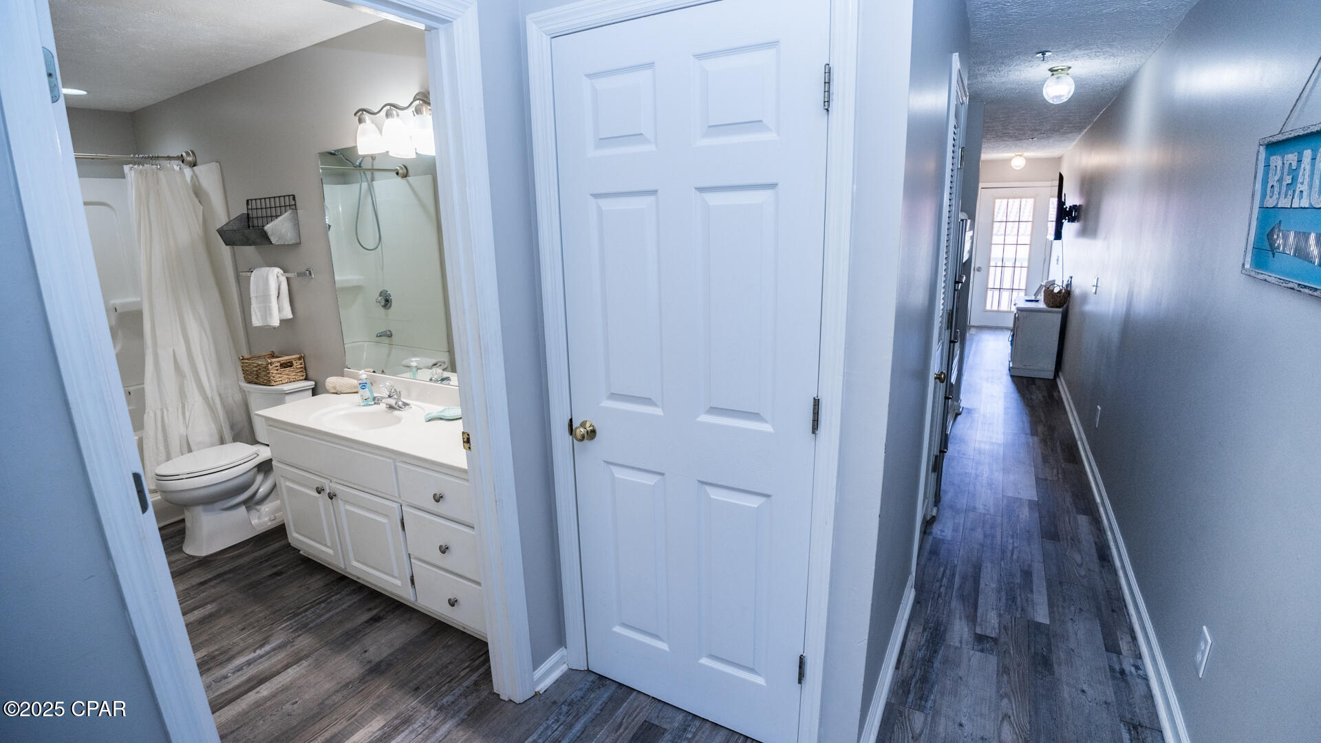 Image 29 For 17462 Front Beach  56201