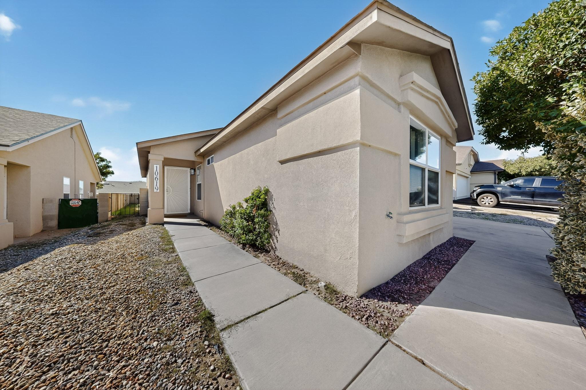 10619 RIO DEL SOLE Court, Albuquerque NM 87114