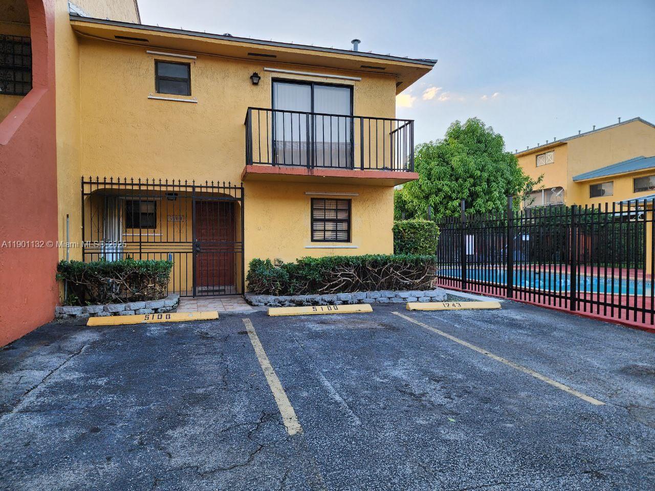 Carmel Townhomes Condo