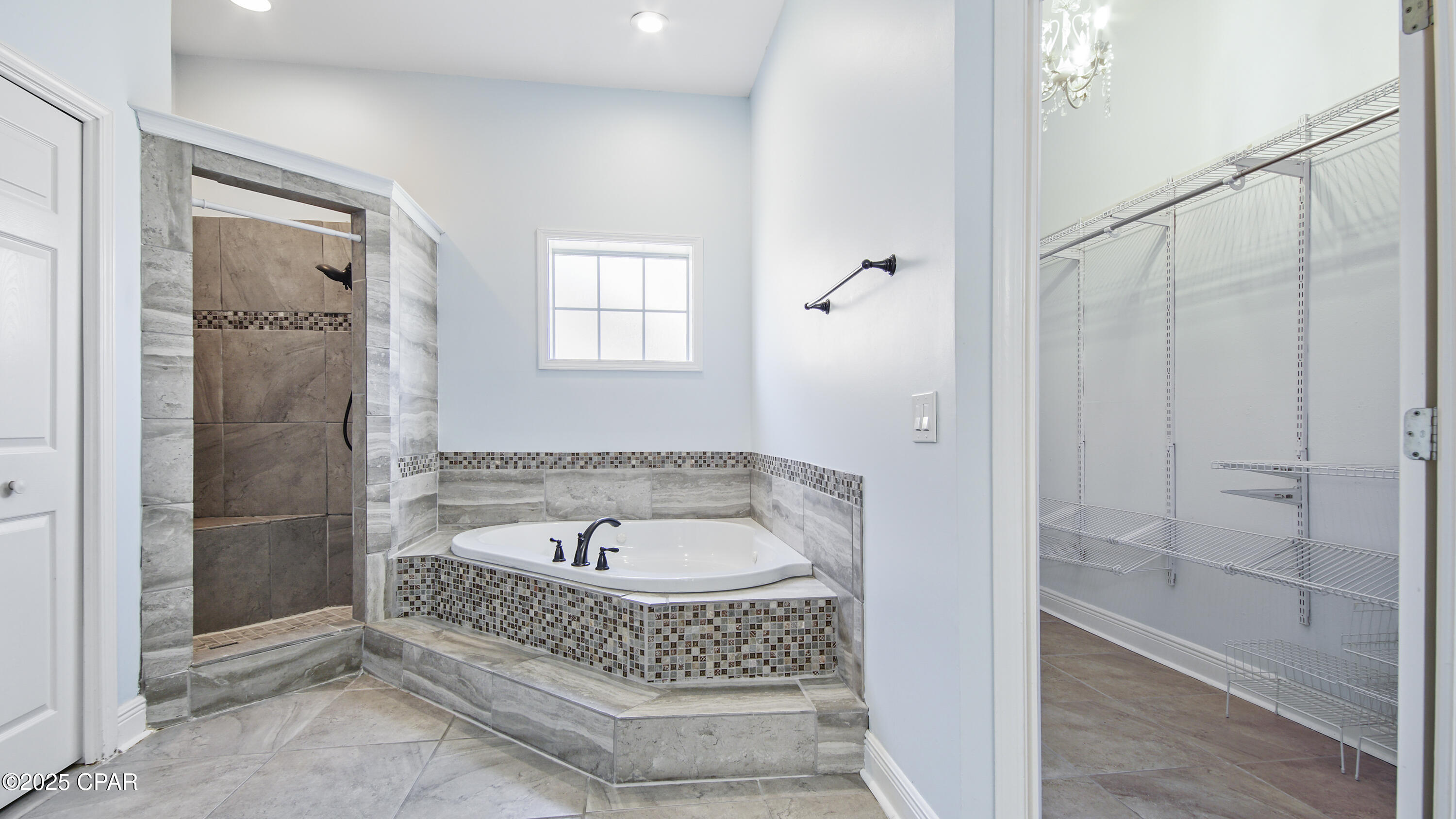 Image 27 For 139 Bonaire Drive