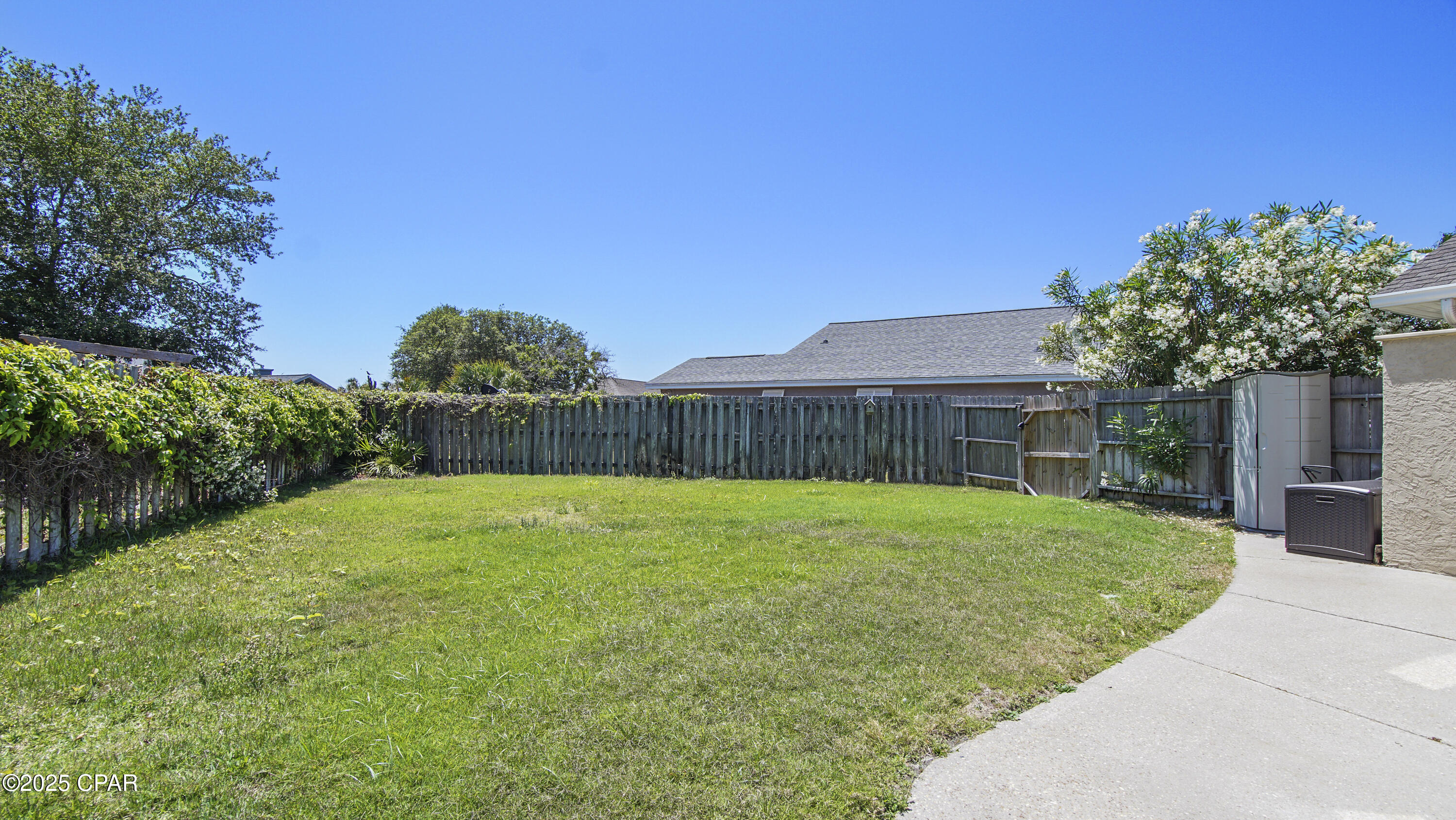 Image 33 For 139 Bonaire Drive