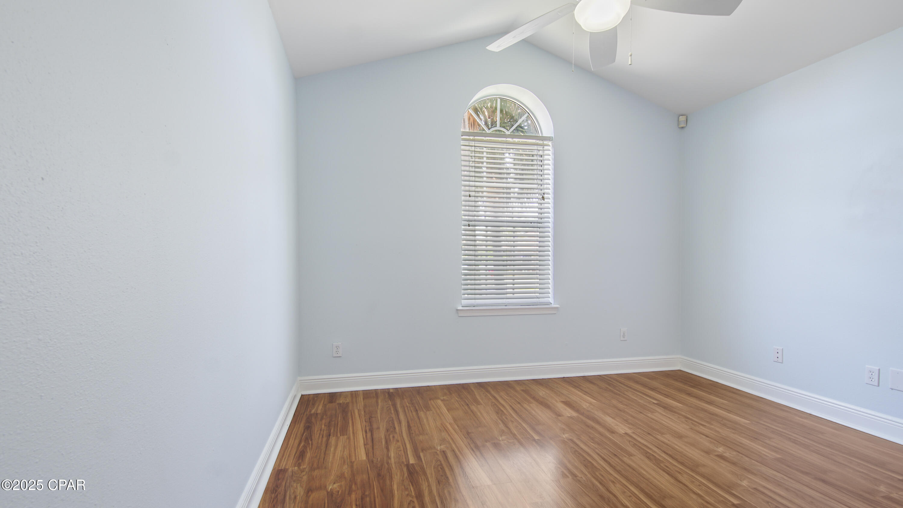 Image 6 For 139 Bonaire Drive