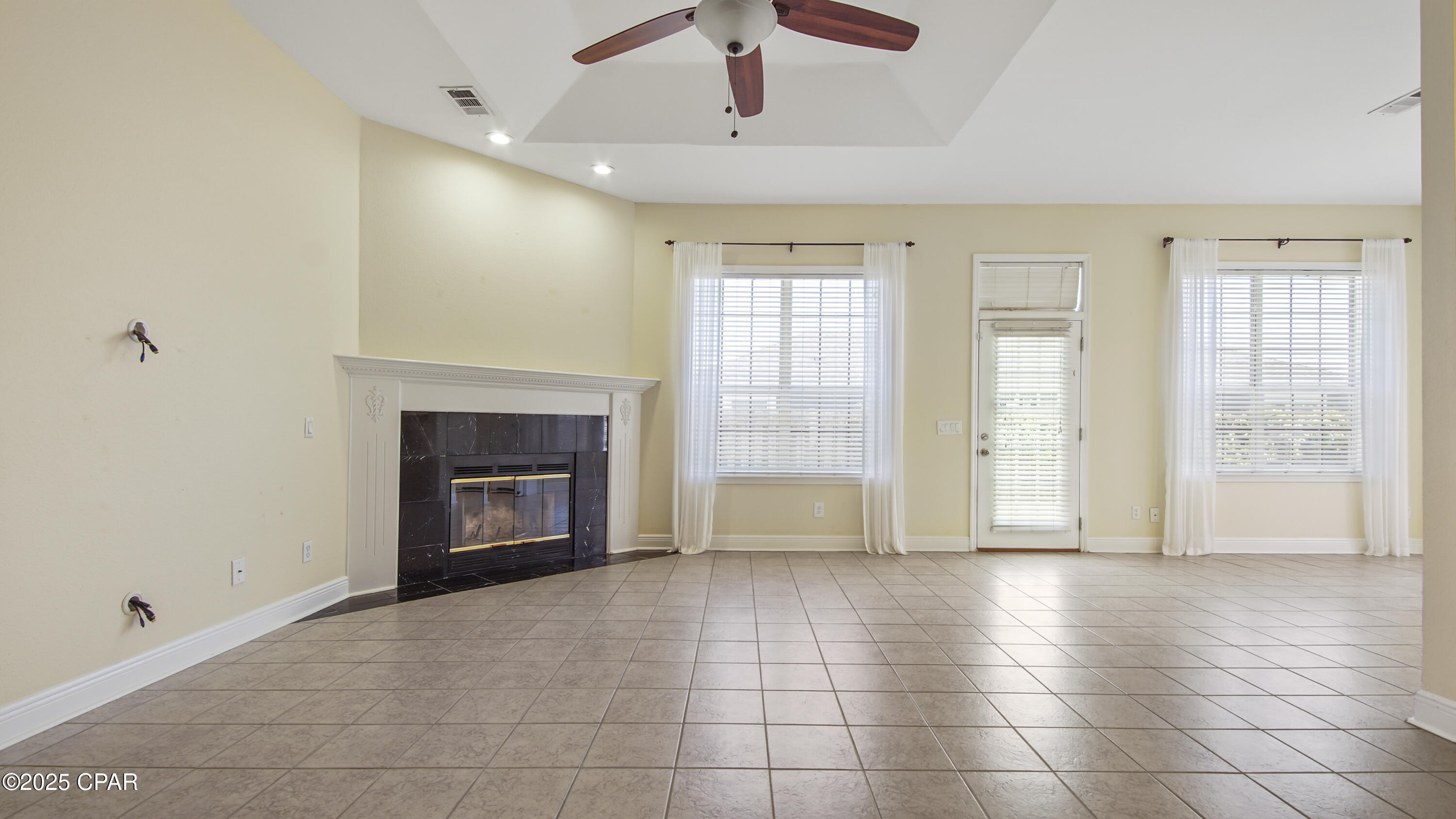 Image 9 For 139 Bonaire Drive