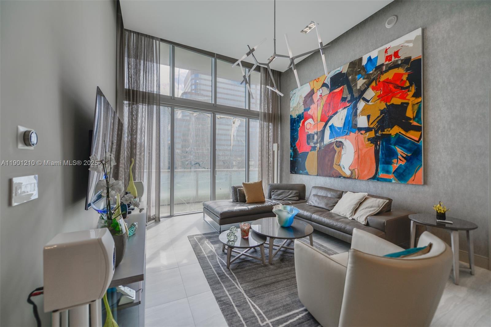 Icon Brickell No Two