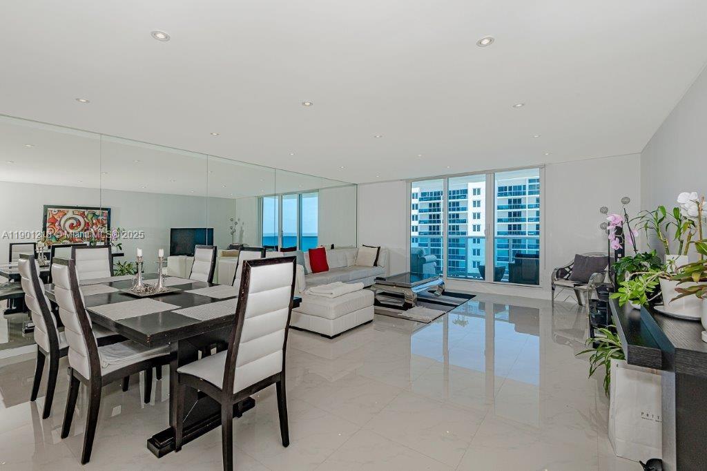 Roney Palace Condo