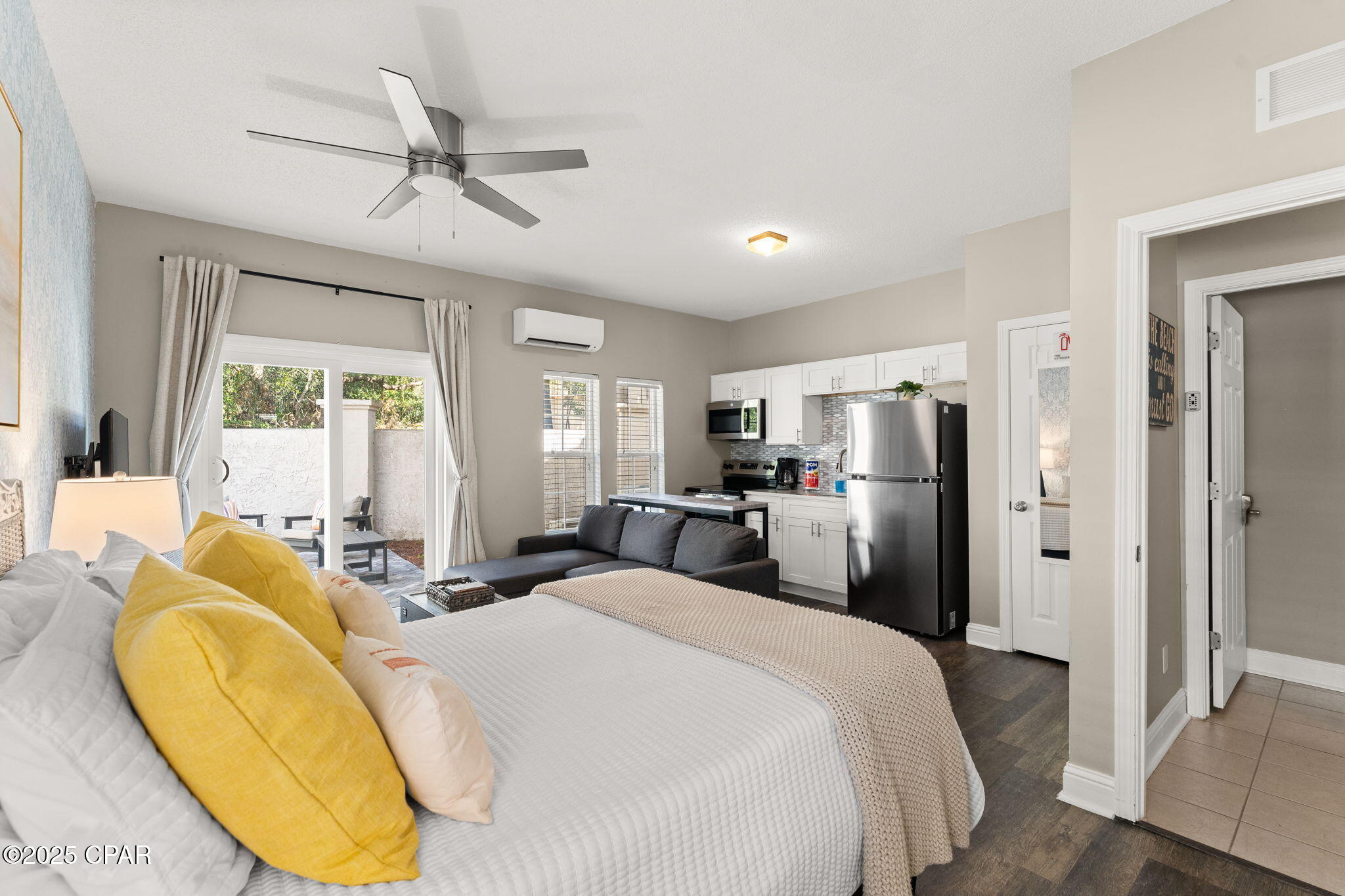 Image 14 For 17878 Front Beach  F2