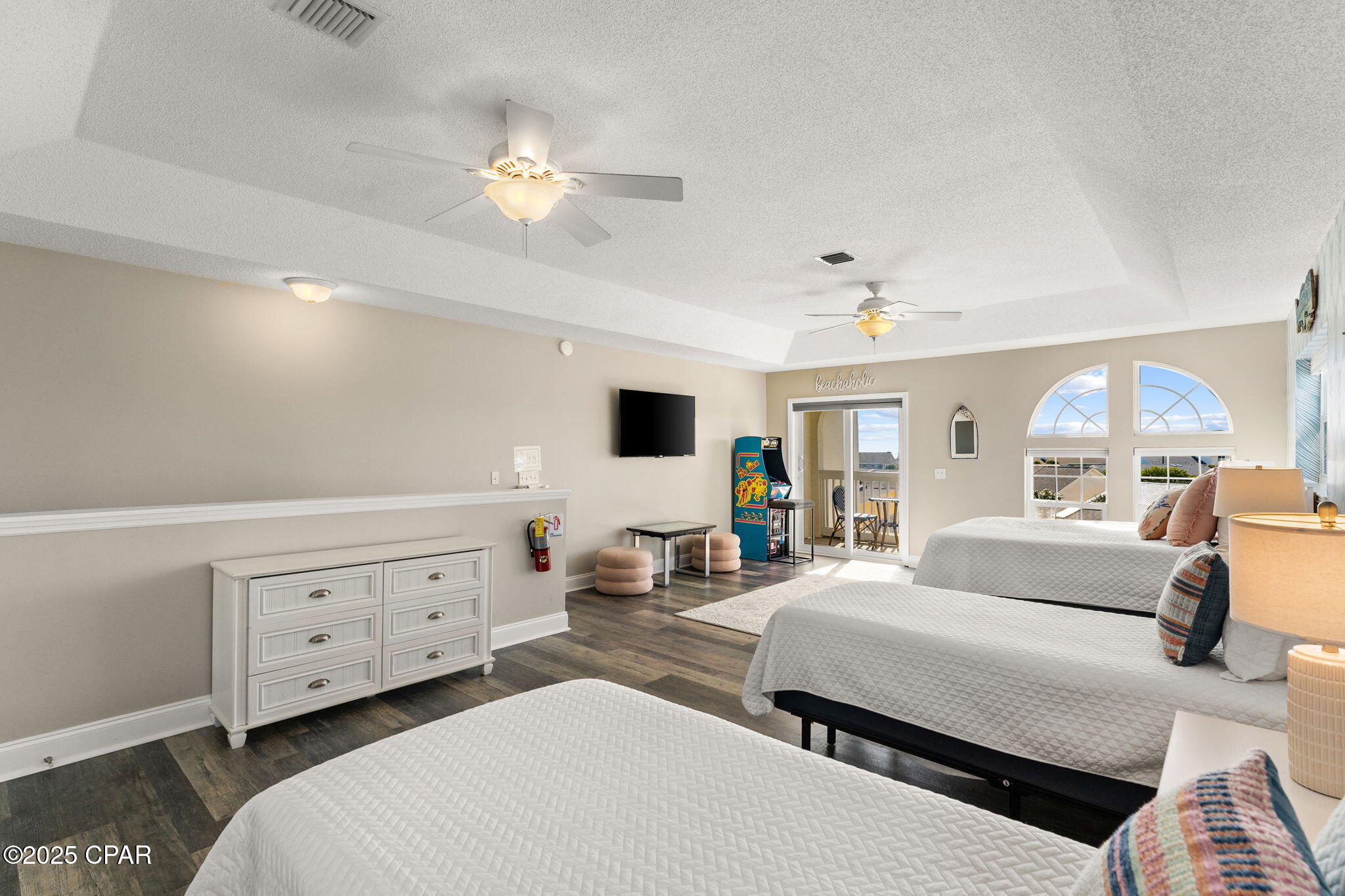 Image 20 For 17878 Front Beach  F2