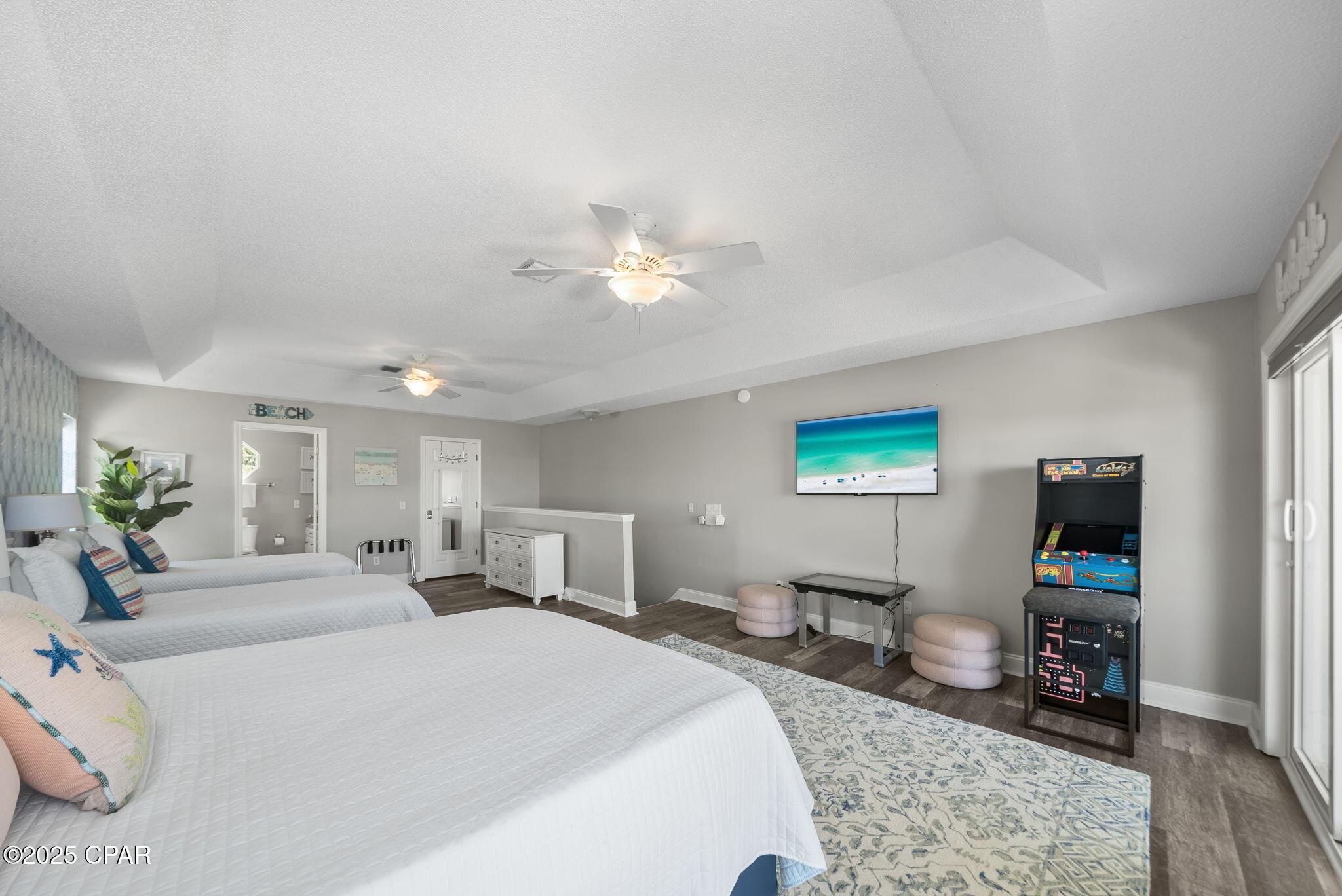 Image 21 For 17878 Front Beach  F2