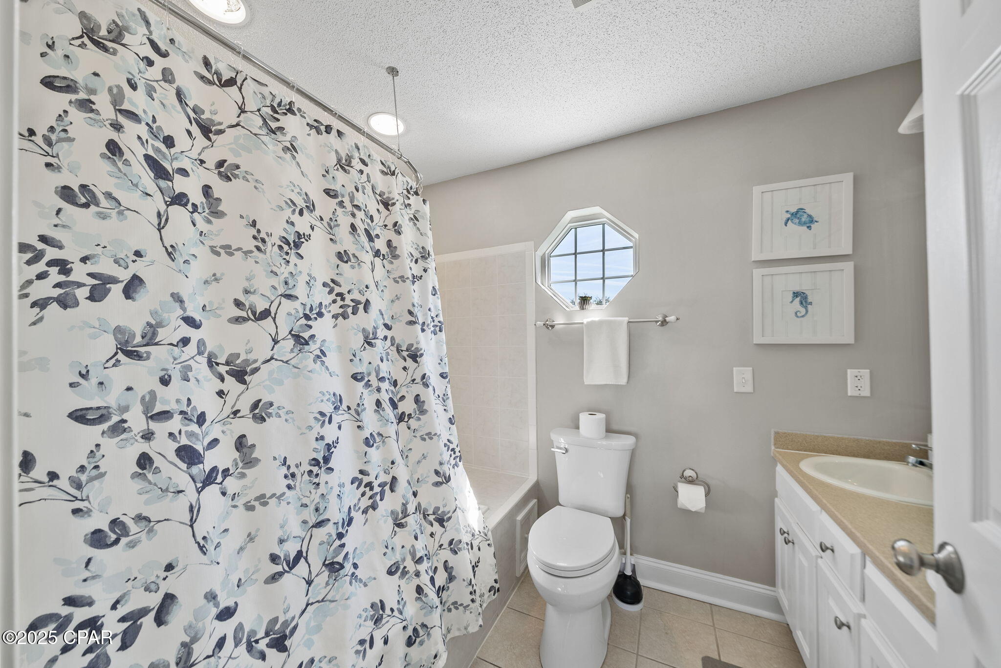 Image 22 For 17878 Front Beach  F2