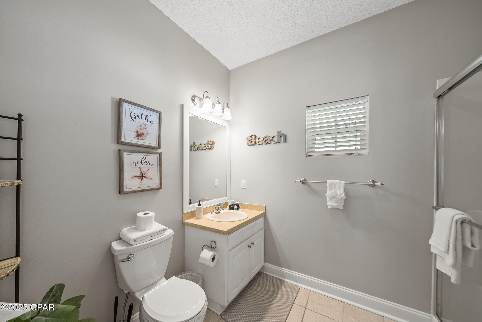 Image 37 For 17878 Front Beach  F2