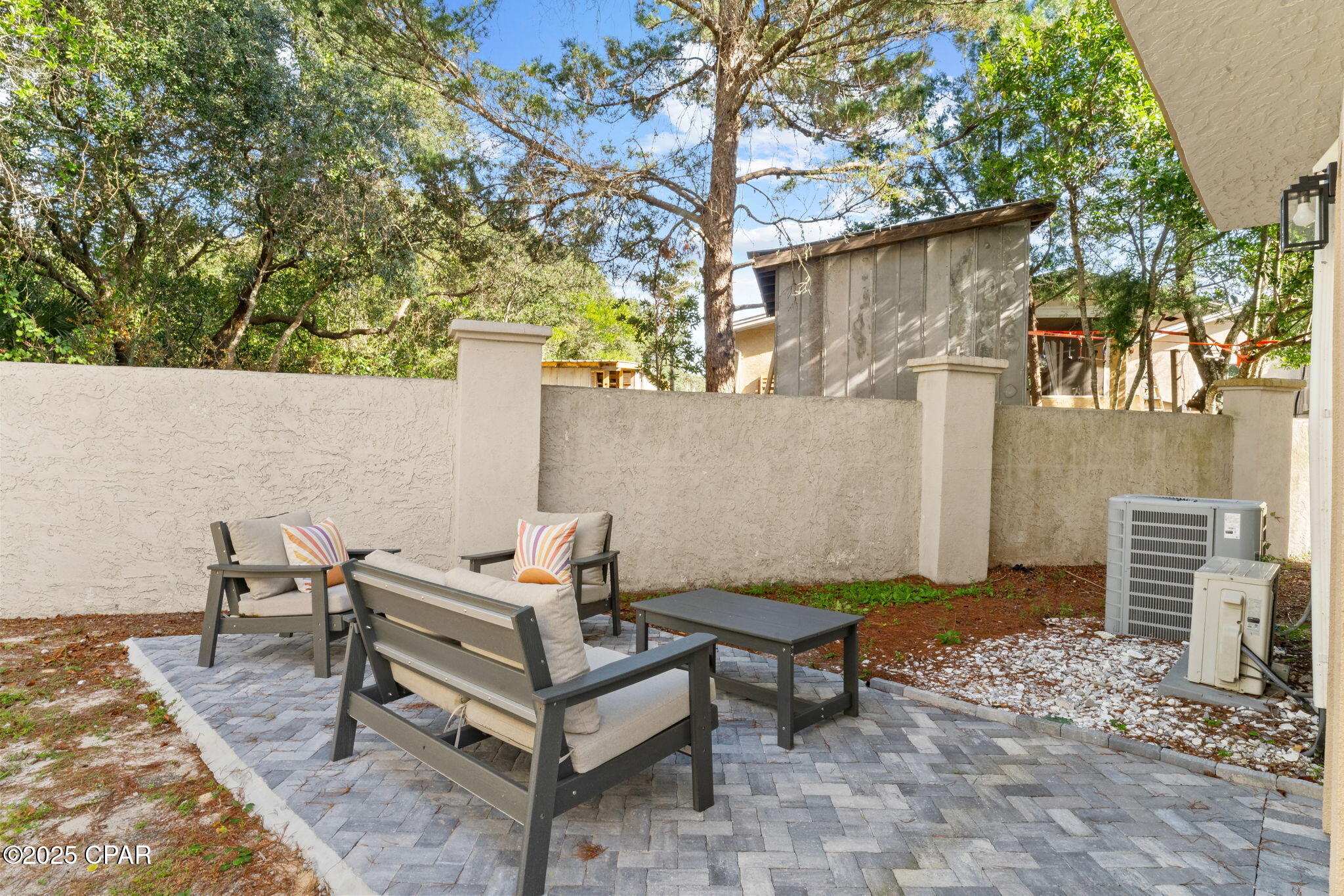 Image 4 For 17878 Front Beach  F2