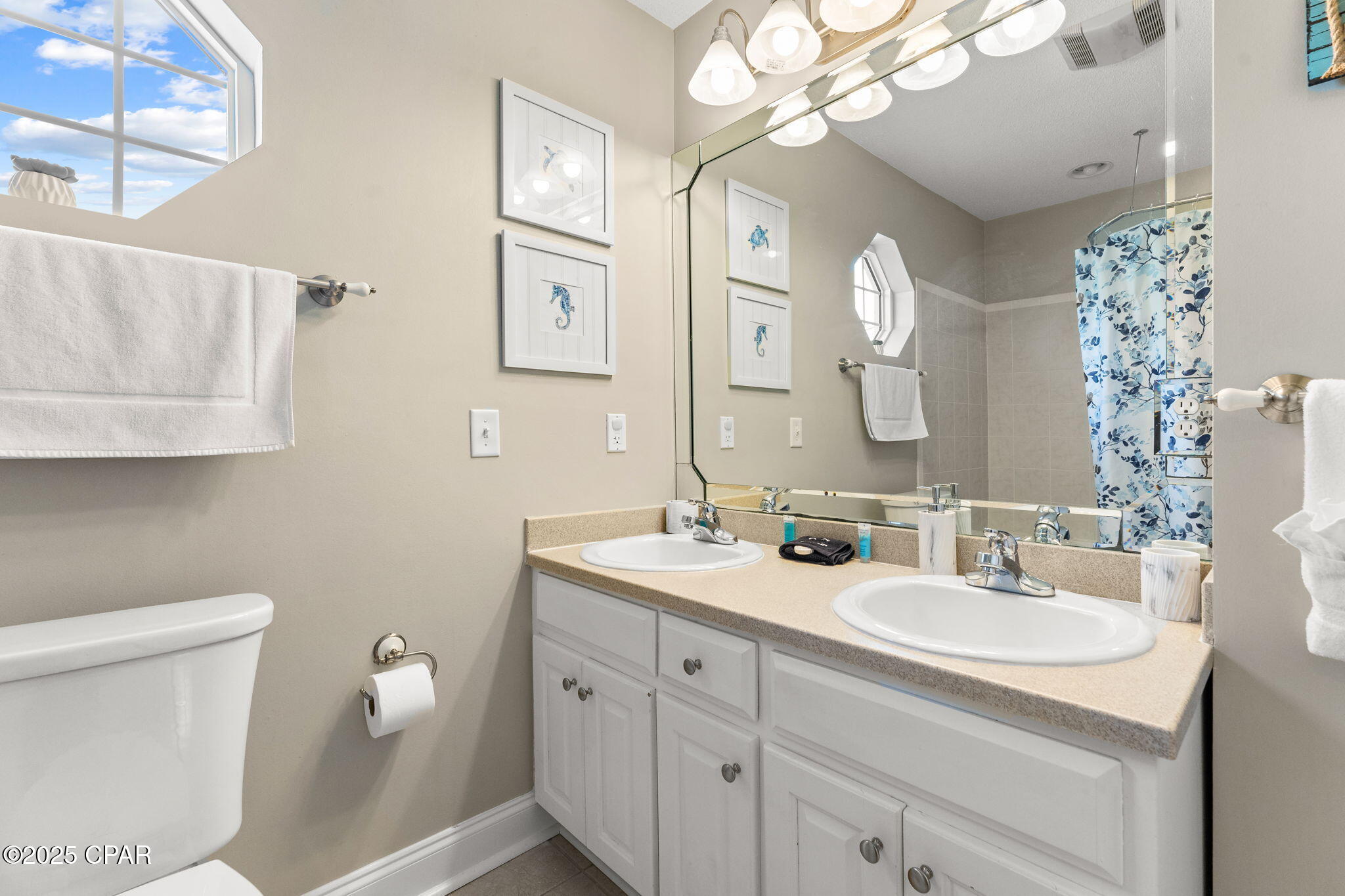 Image 75 For 17878 Front Beach  F2