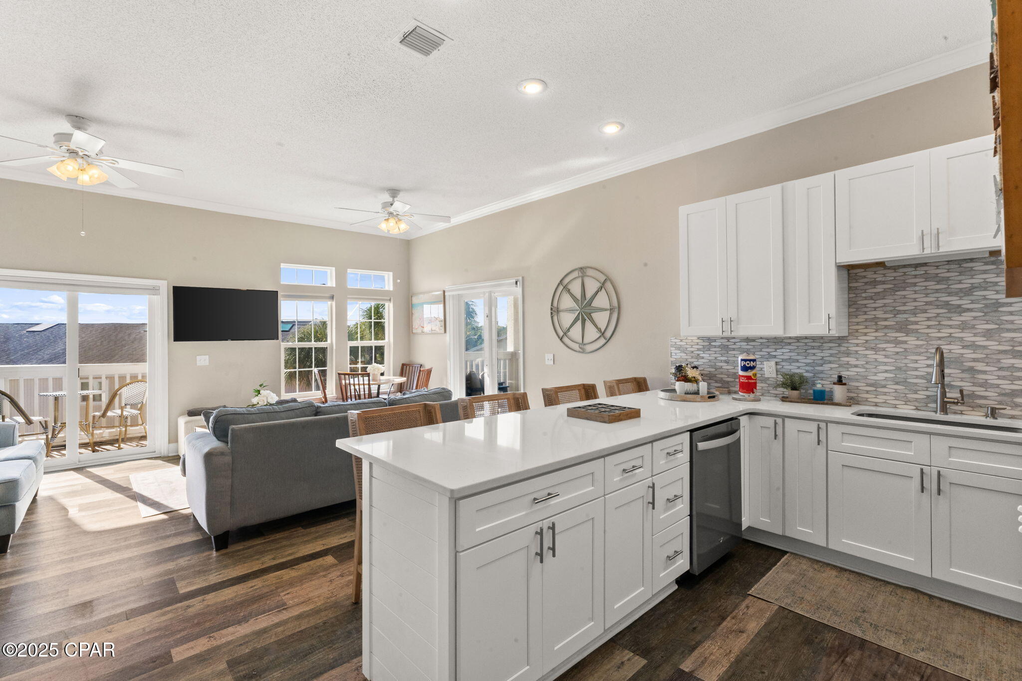 Image 9 For 17878 Front Beach  F2