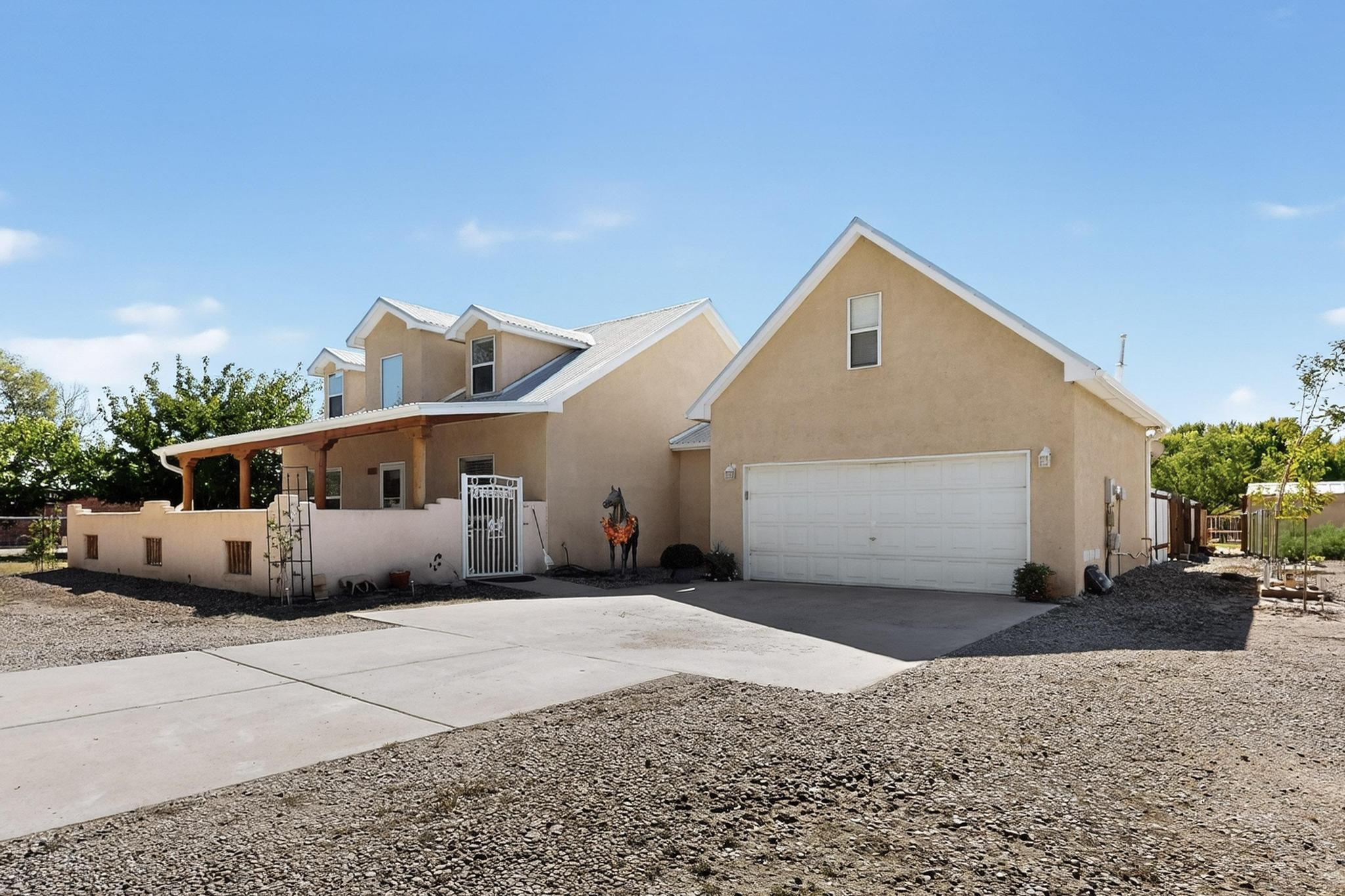 Homes for sale in Peralta, NM | 122 Valencia Rd, Peralta, NM 87042 | MLS# 1093367