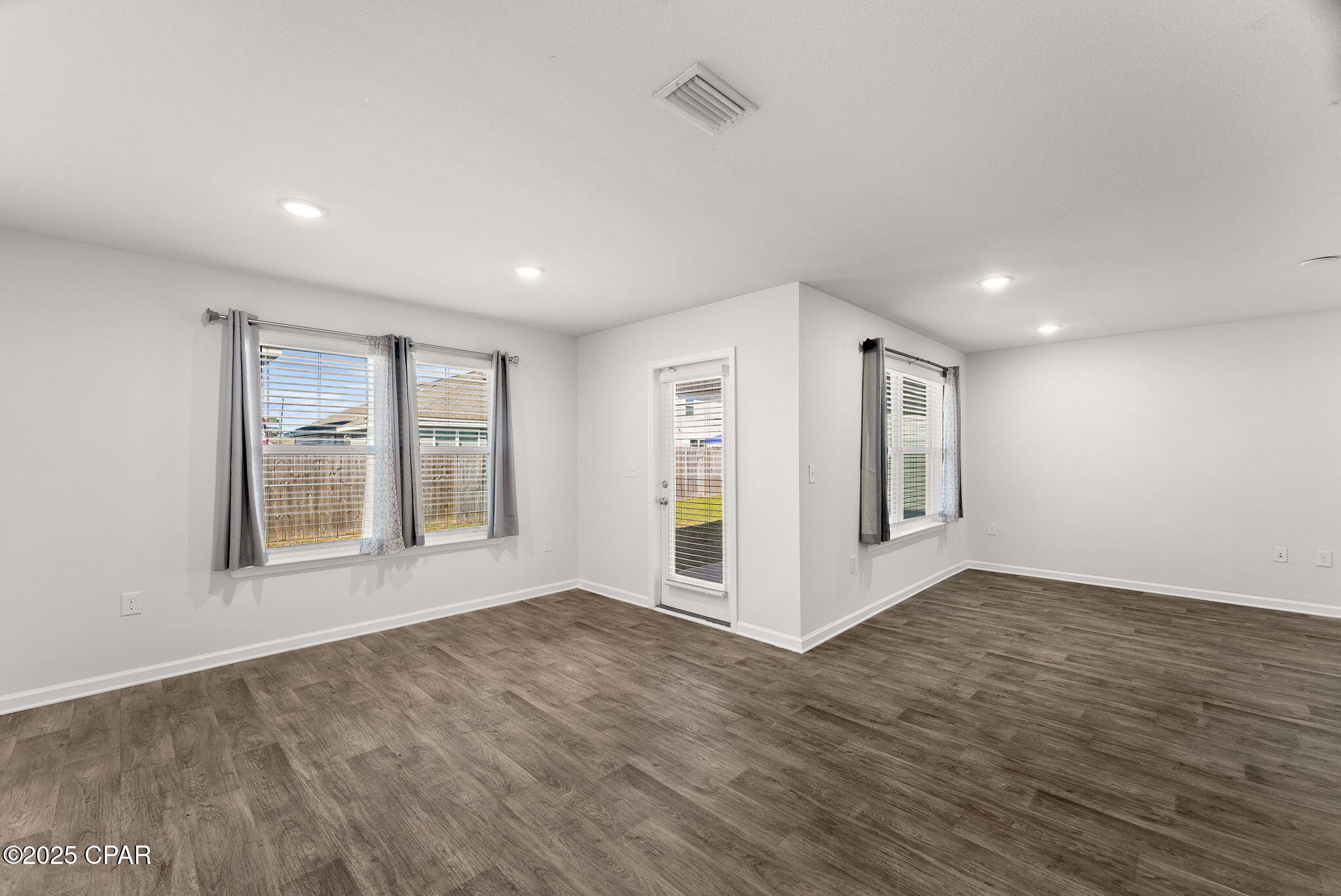 Image 10 For 4109 Brighton Boulevard