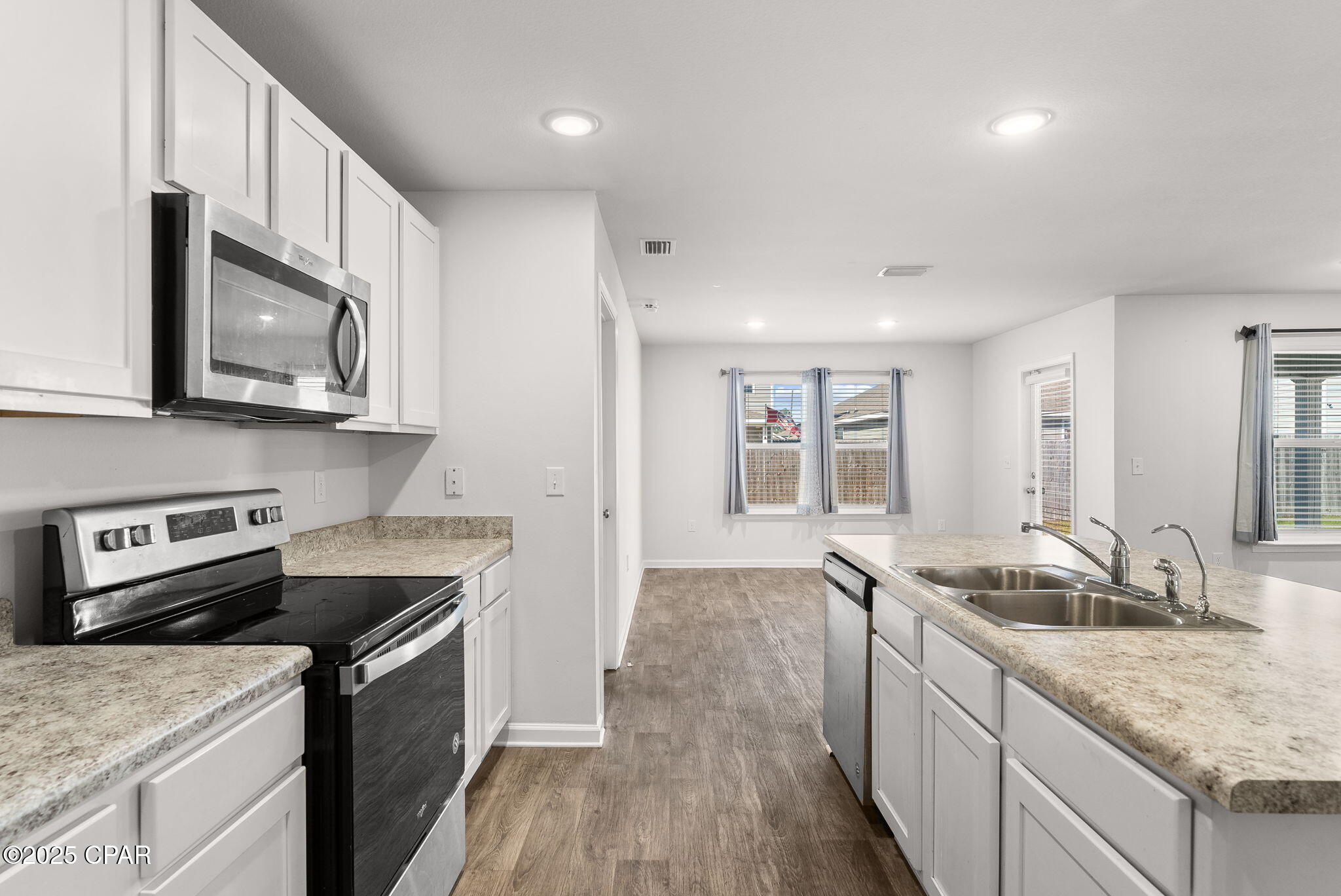 Image 6 For 4109 Brighton Boulevard